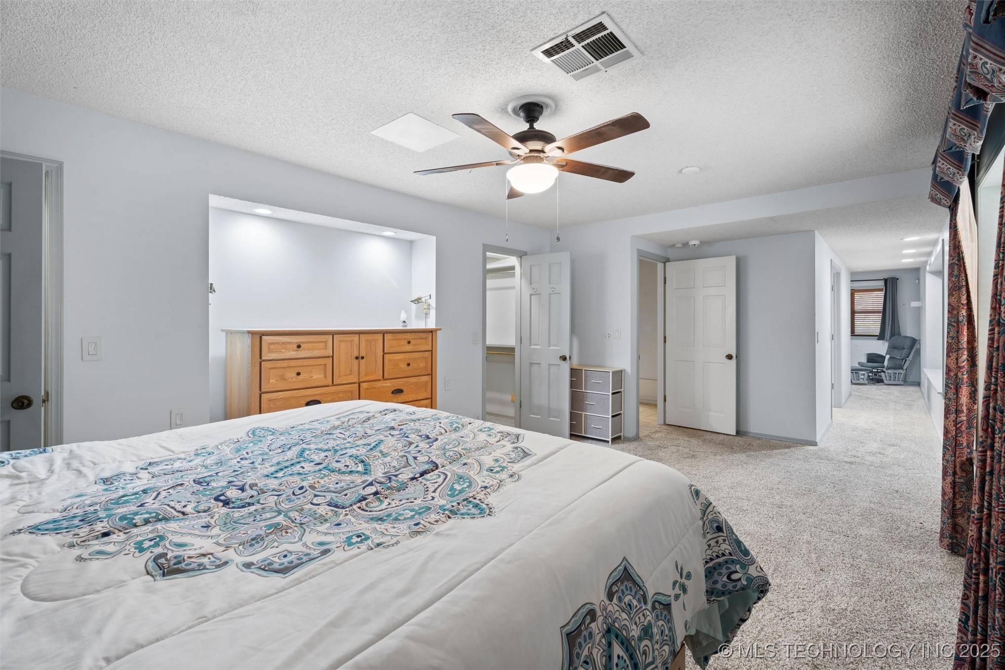 633 Kenwood Drive Property Photo 18