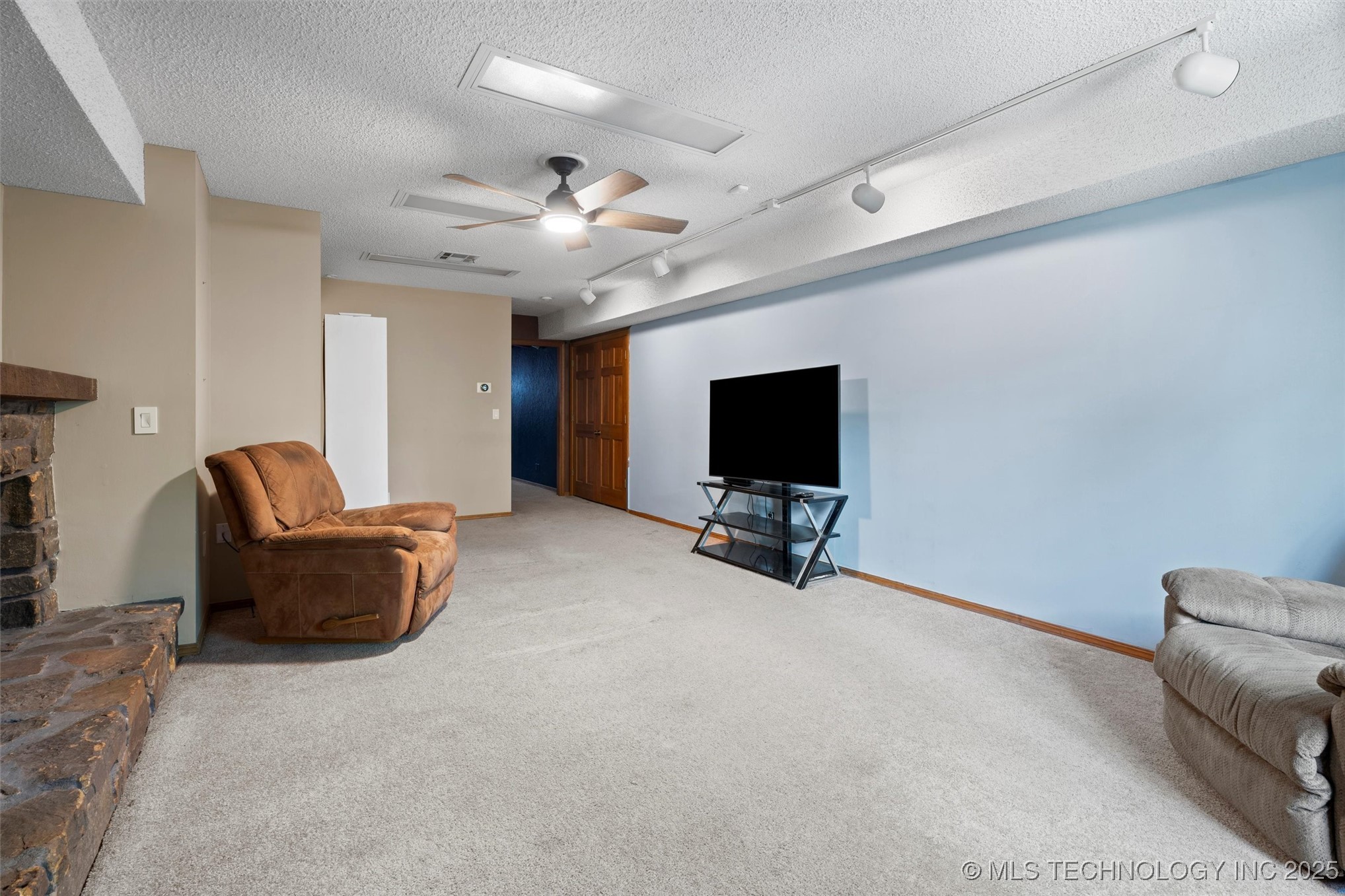 633 Kenwood Drive Property Photo 22