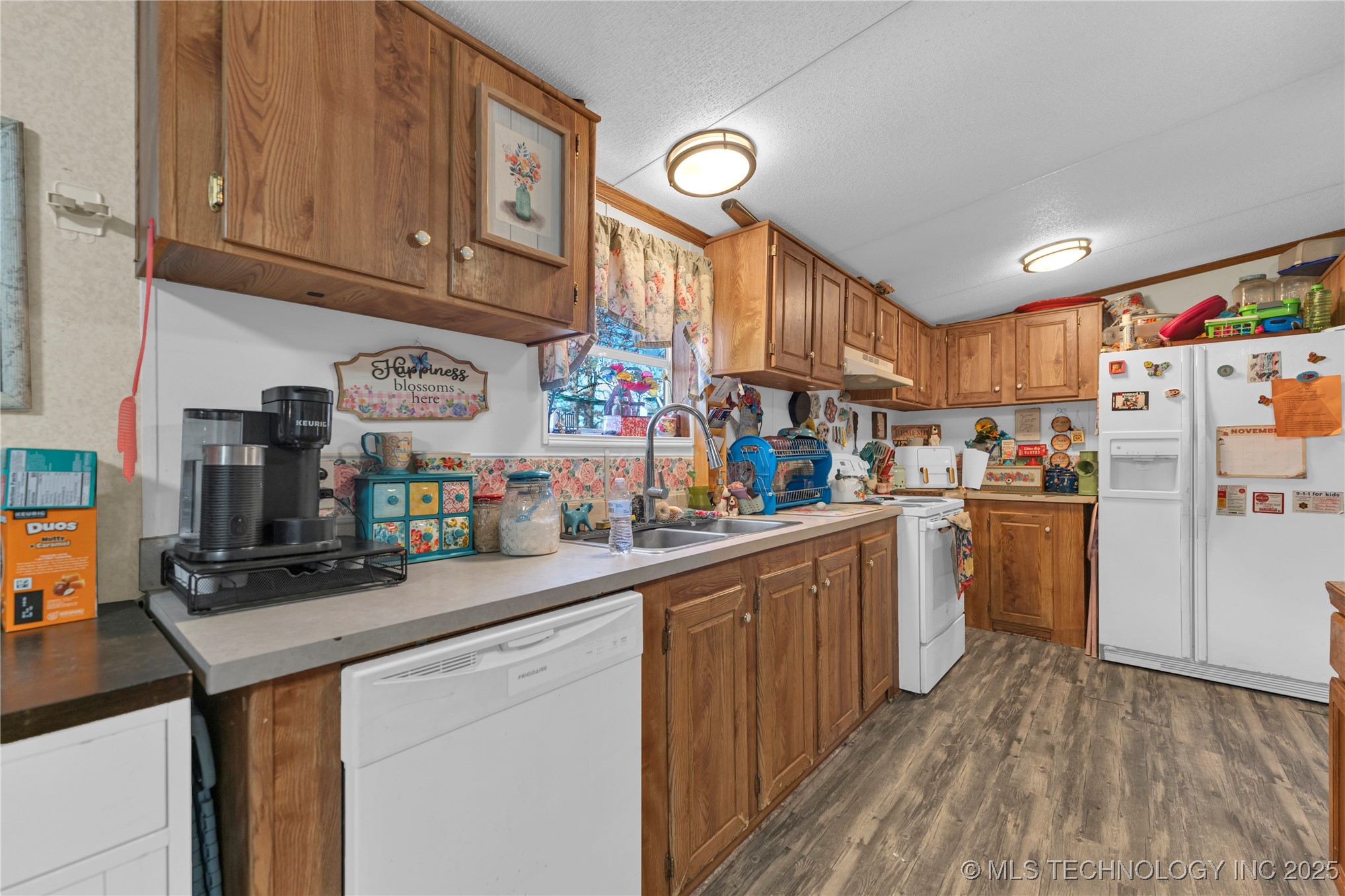 43787 S 644 Property Photo 5