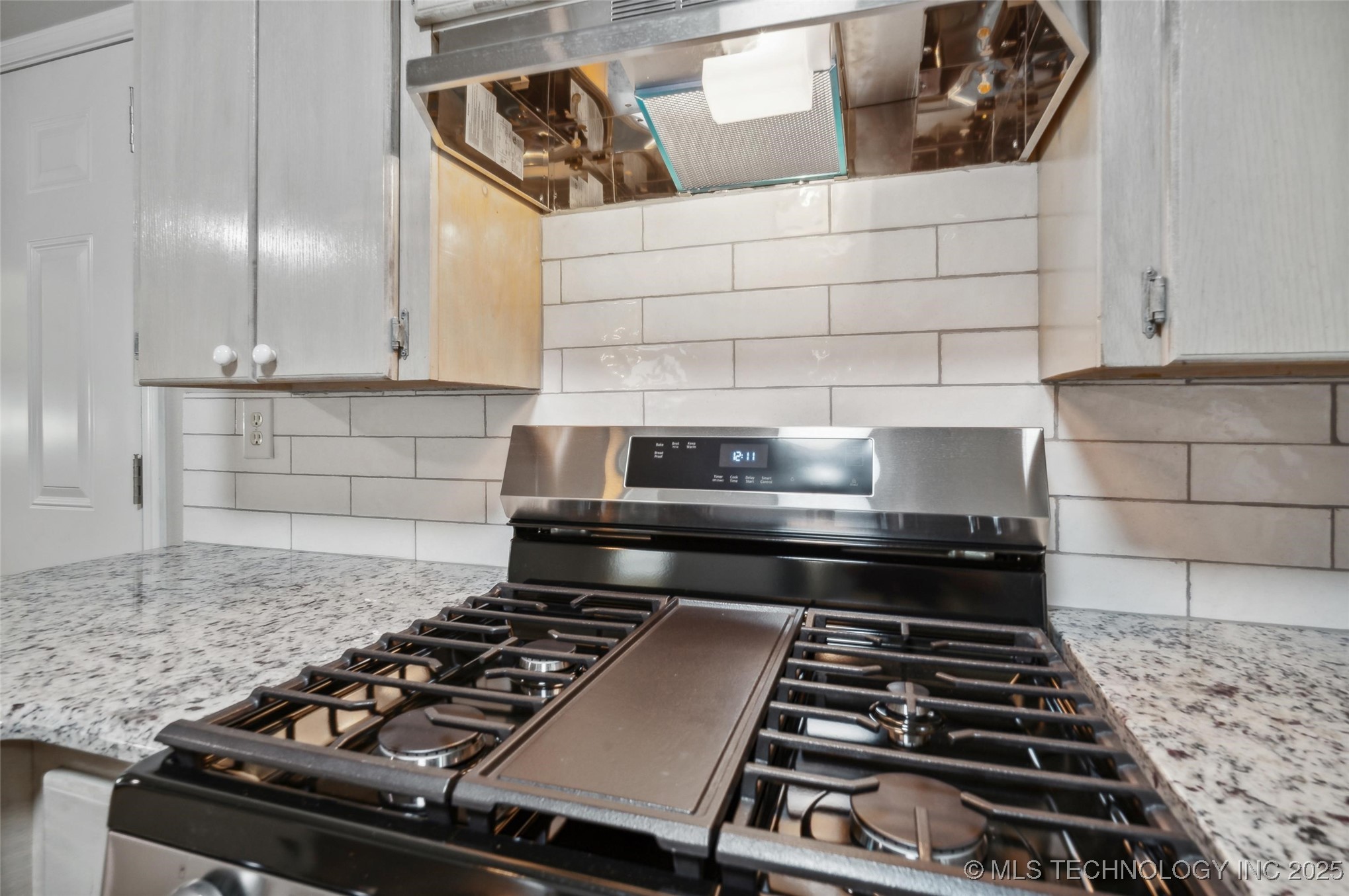 249 W Patti June Street Property Photo 6