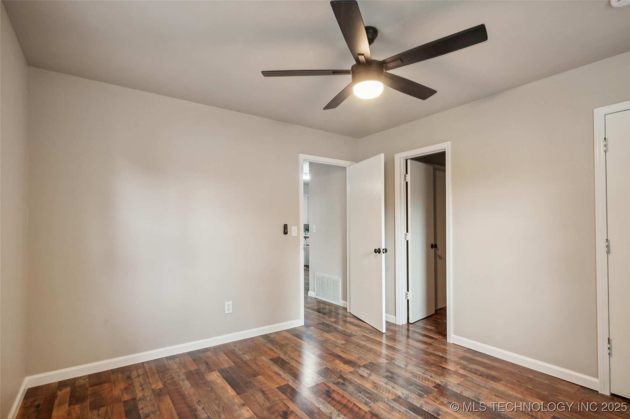 249 W Patti June Street Property Photo 9