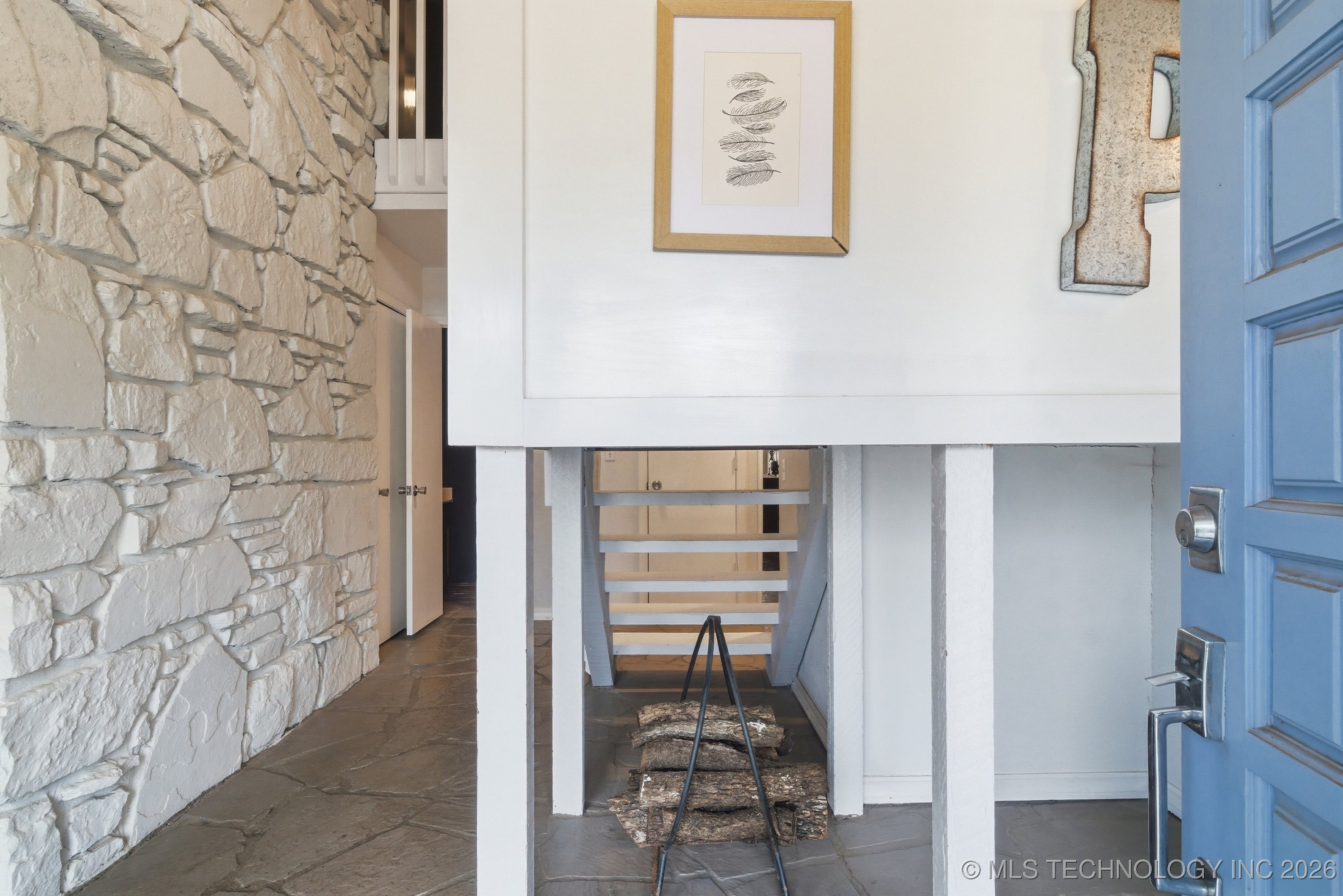 4552 E 85th Street Property Photo 6