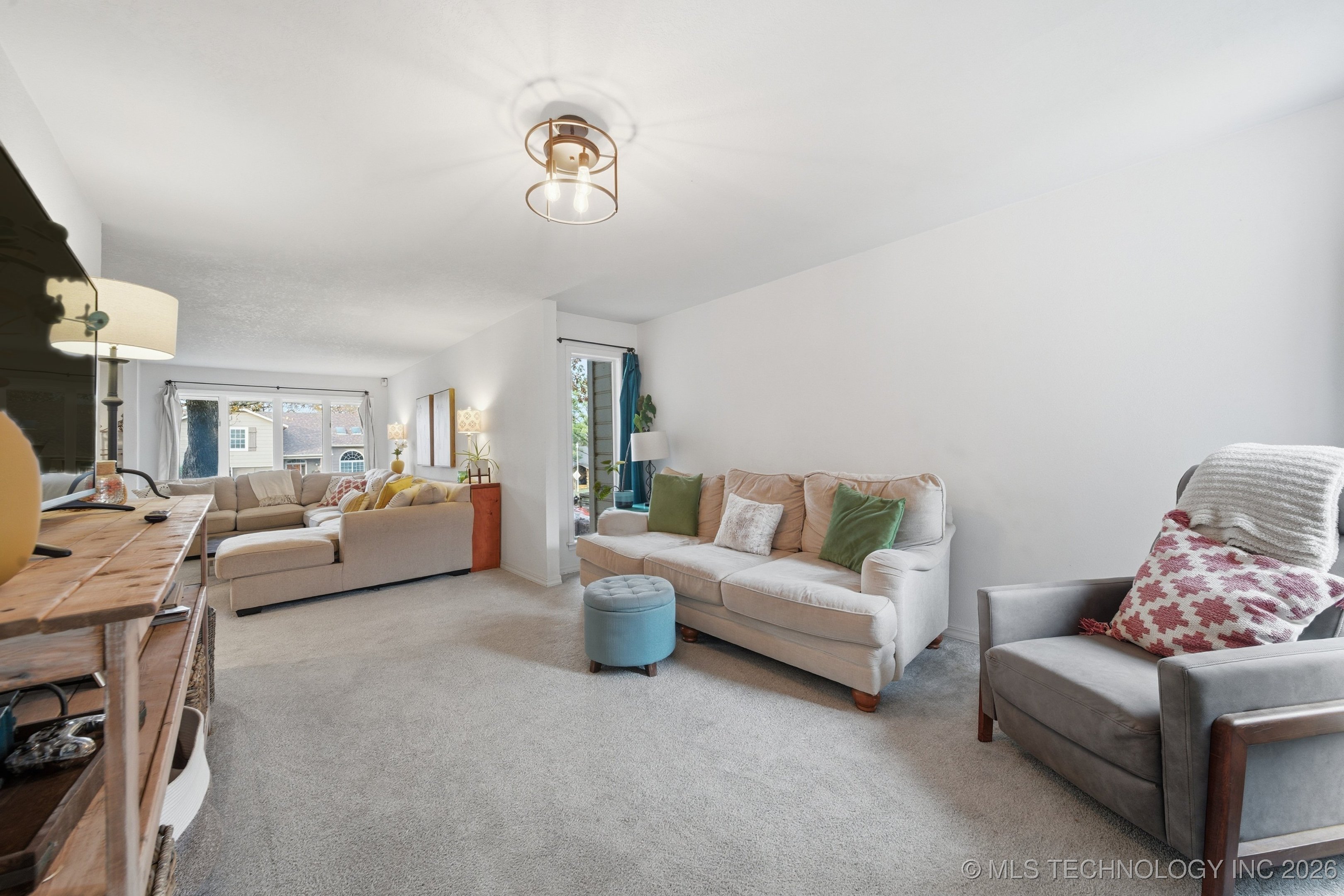 4552 E 85th Street Property Photo 13