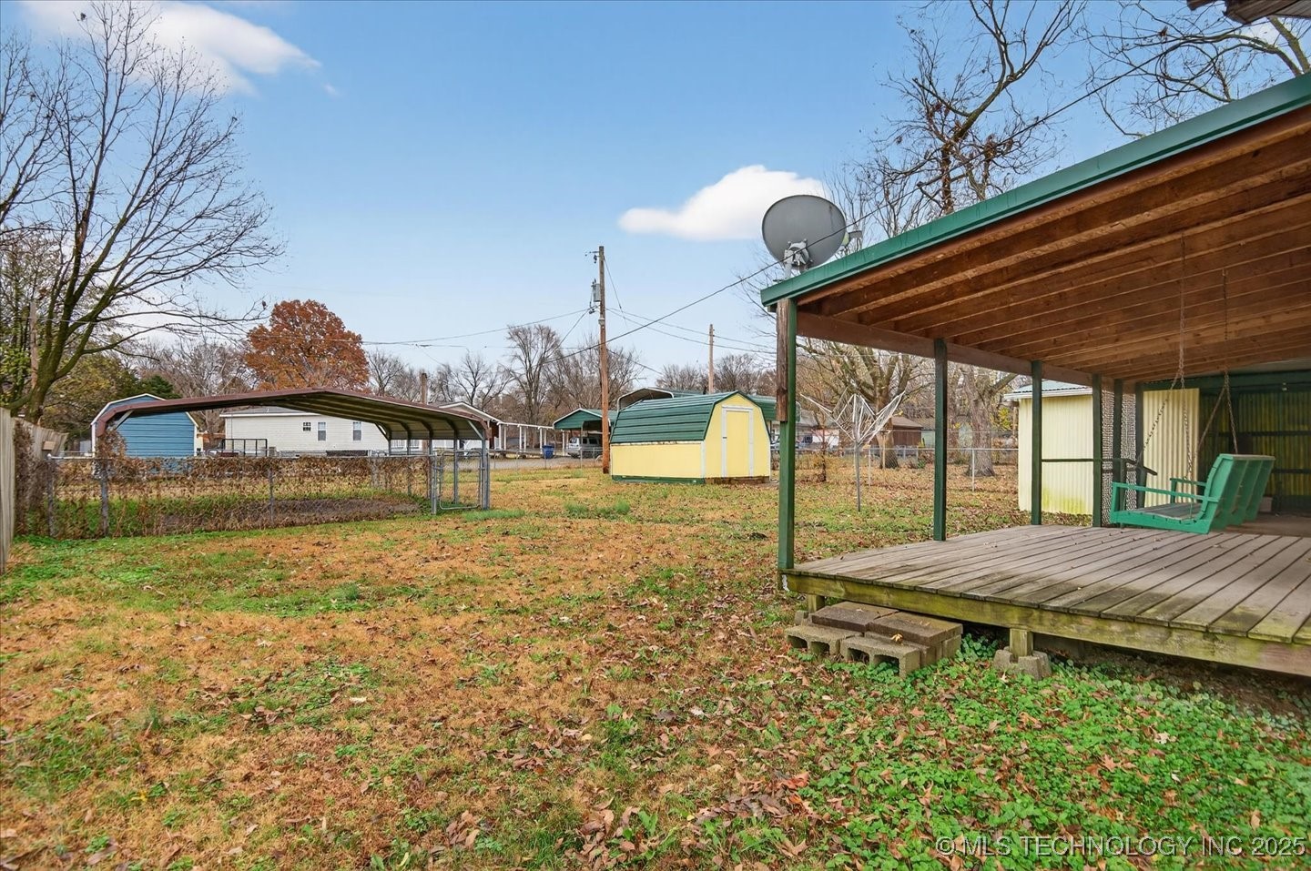 715 S Hickory Street Property Photo 21