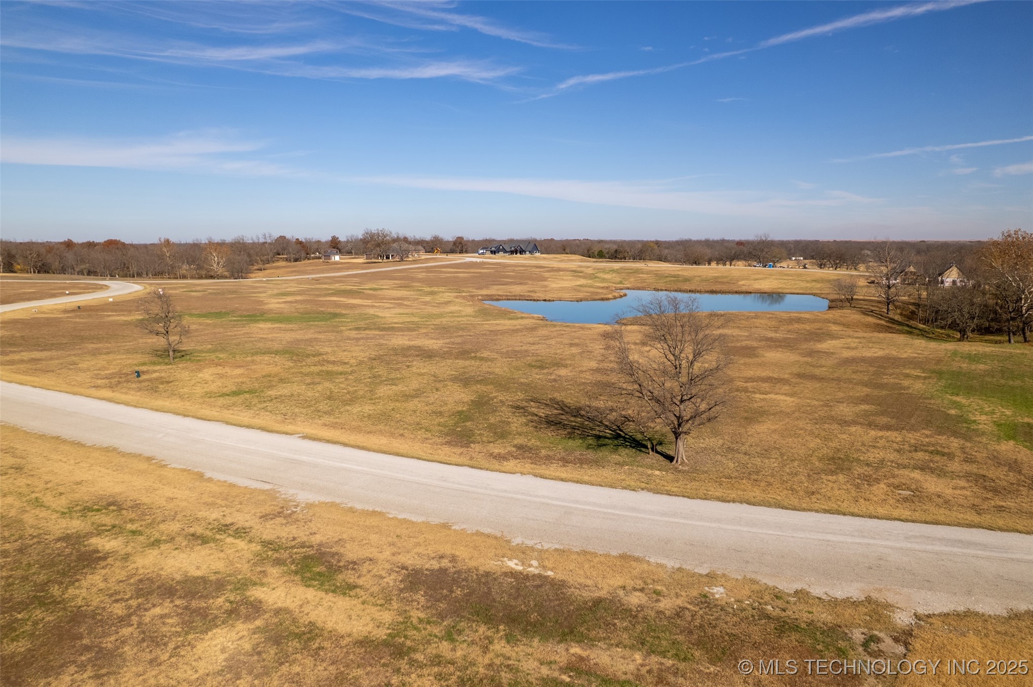 18 N 3994 Lane Property Photo 9