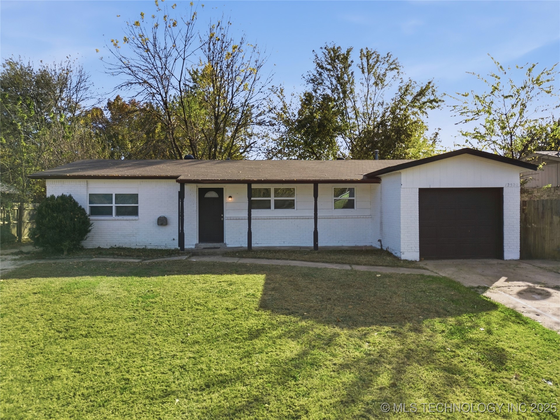 12520 E 25th Street Property Photo 1