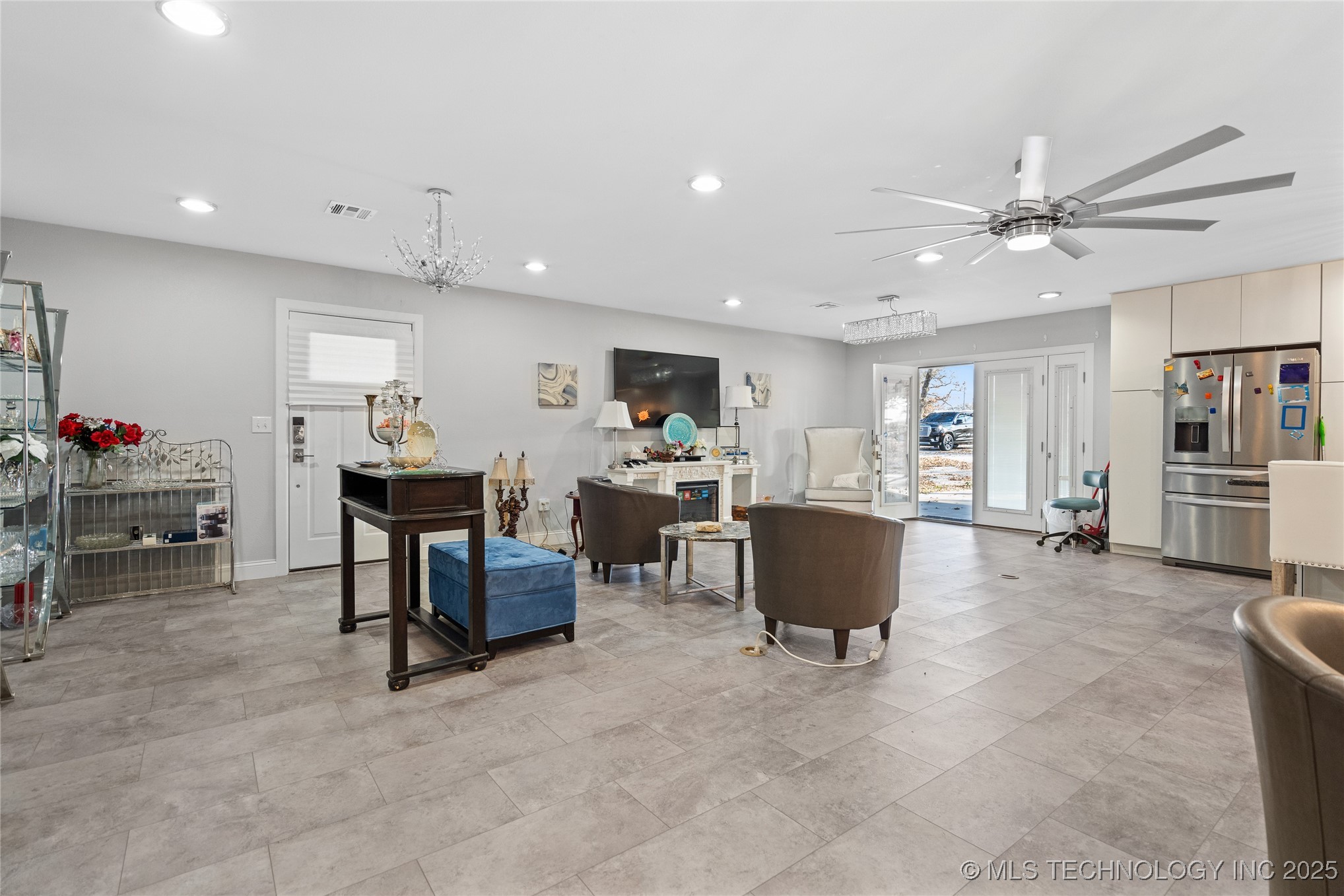 8596 State Highway 199 Property Photo 7