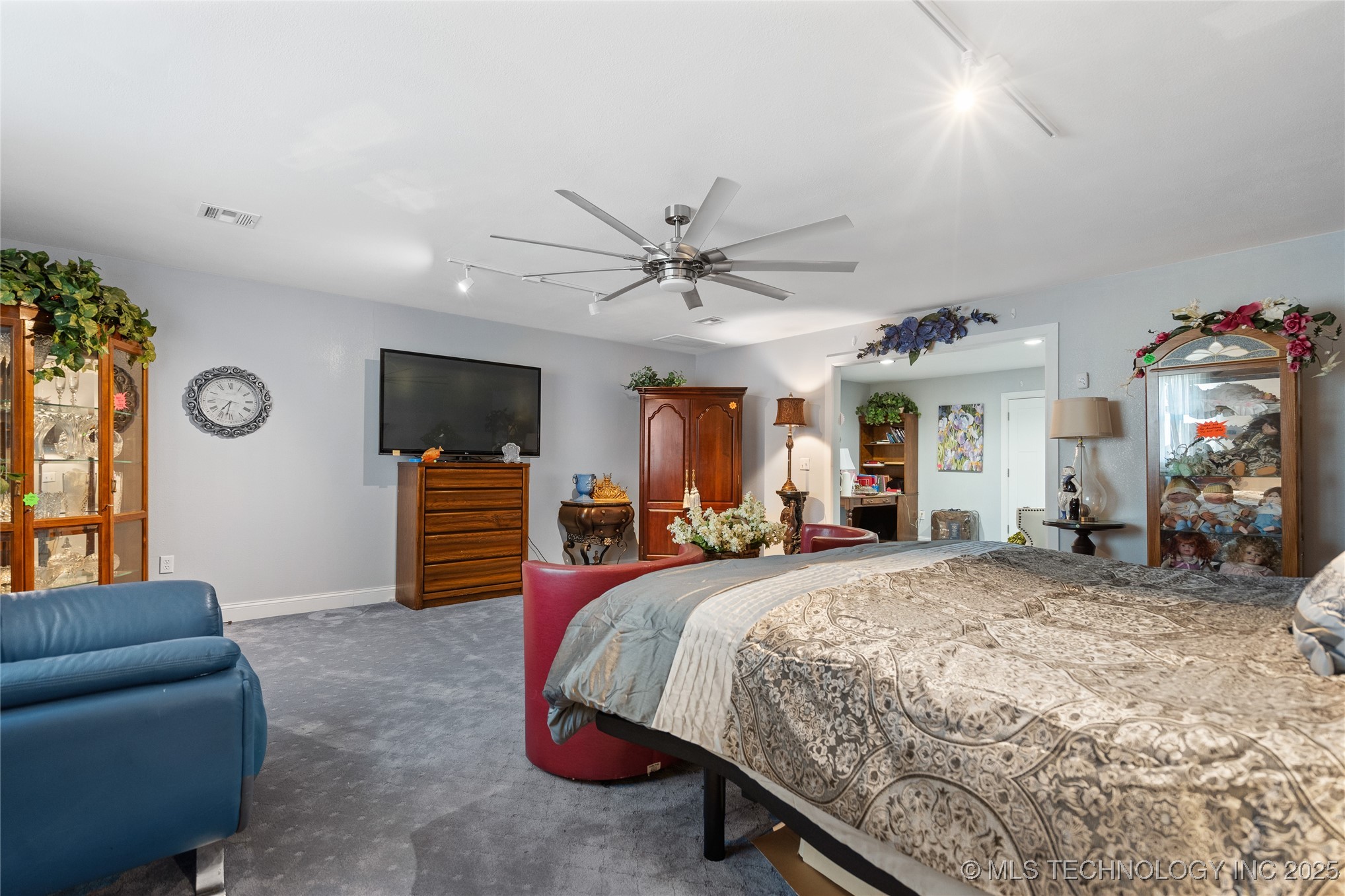 8596 State Highway 199 Property Photo 18