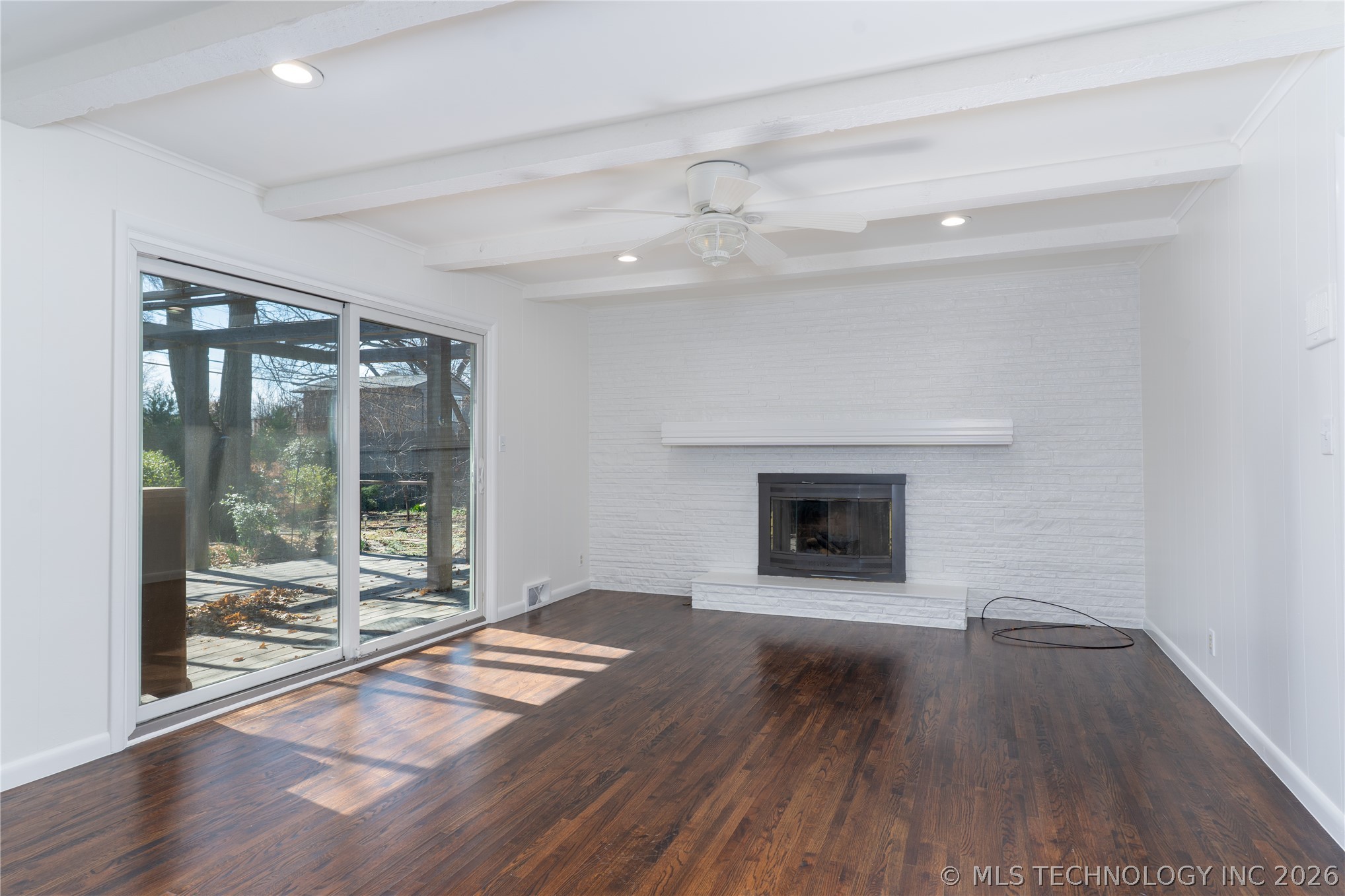 3714 E 46th Place Property Photo 5