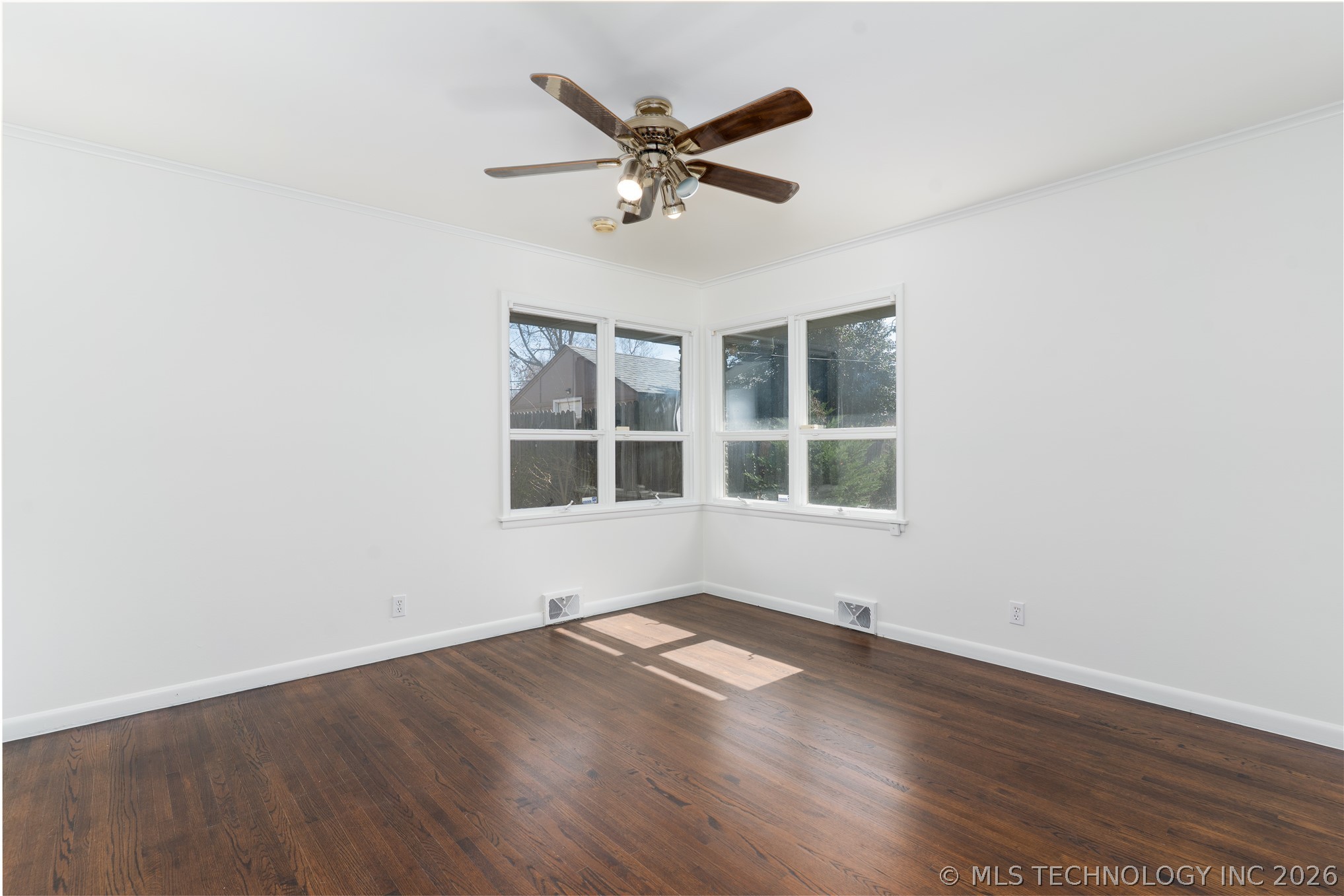 3714 E 46th Place Property Photo 15