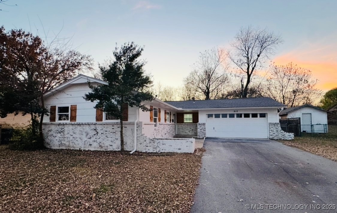 912 N C Avenue Property Photo 1