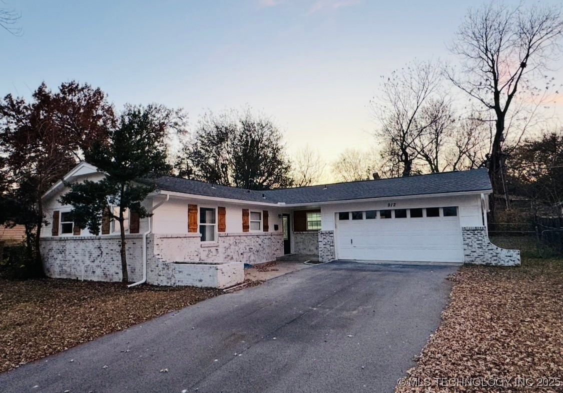 912 N C Avenue Property Photo 2