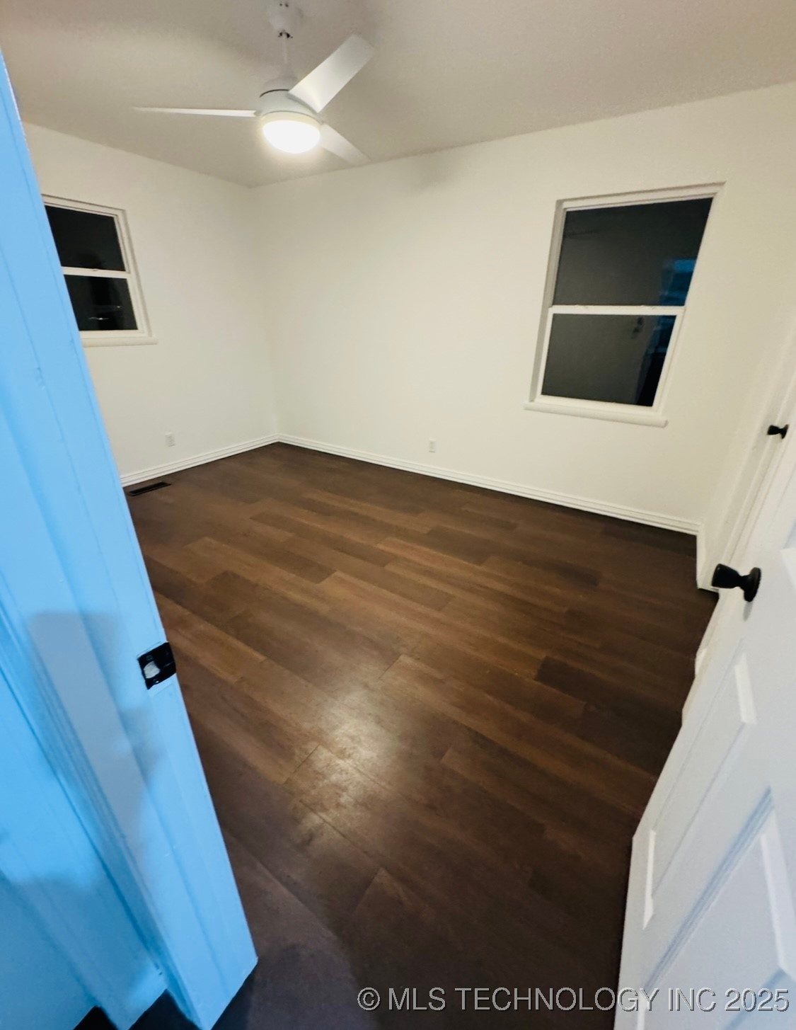 912 N C Avenue Property Photo 7