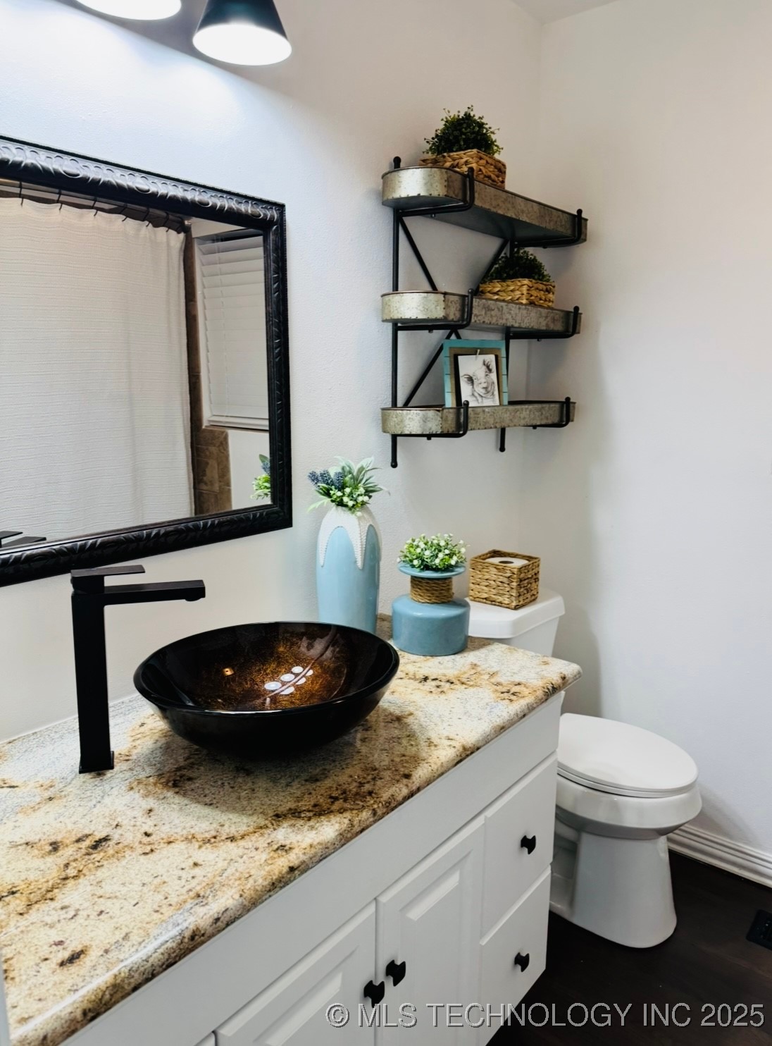 912 N C Avenue Property Photo 8