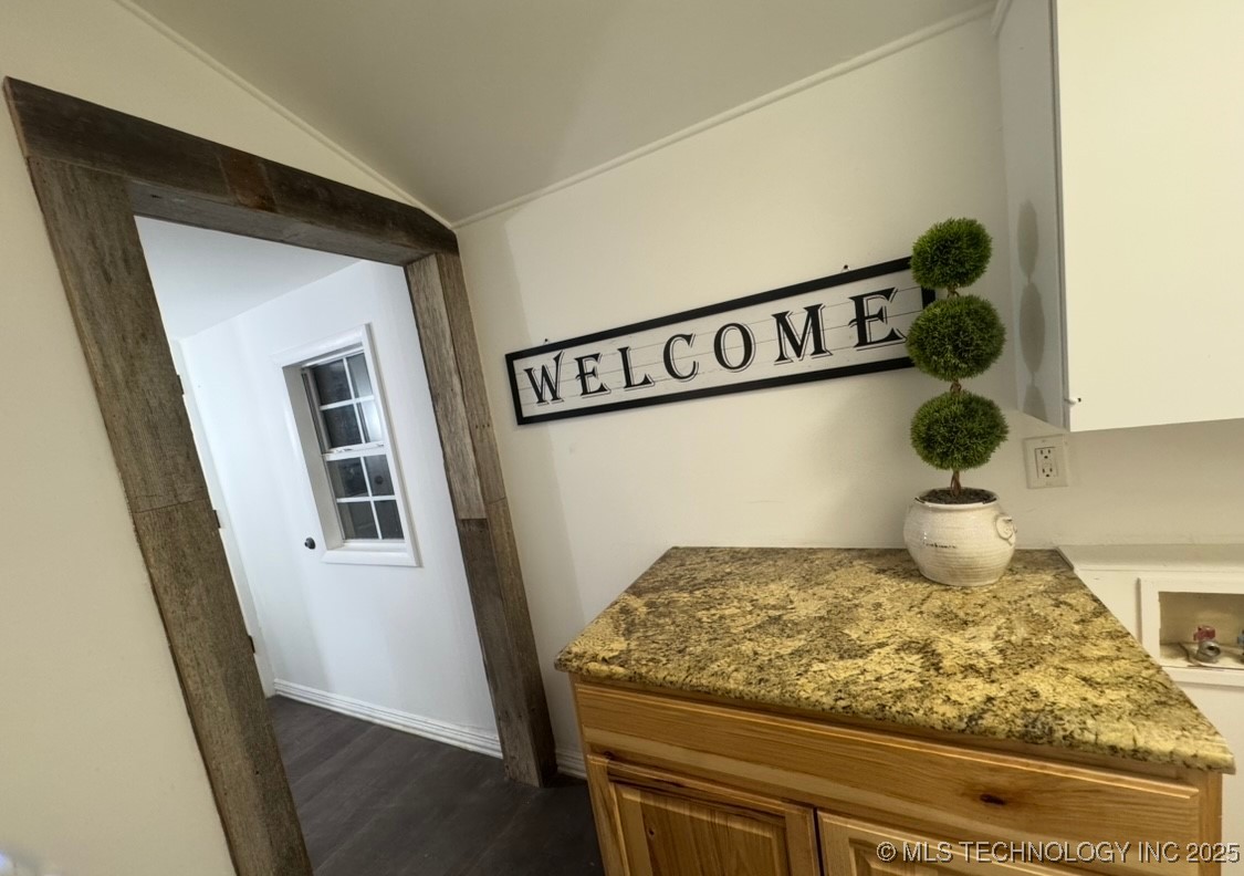 912 N C Avenue Property Photo 12