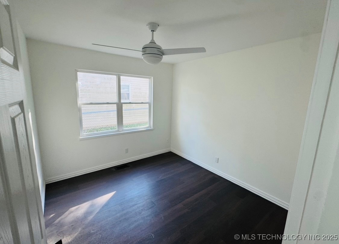 912 N C Avenue Property Photo 13