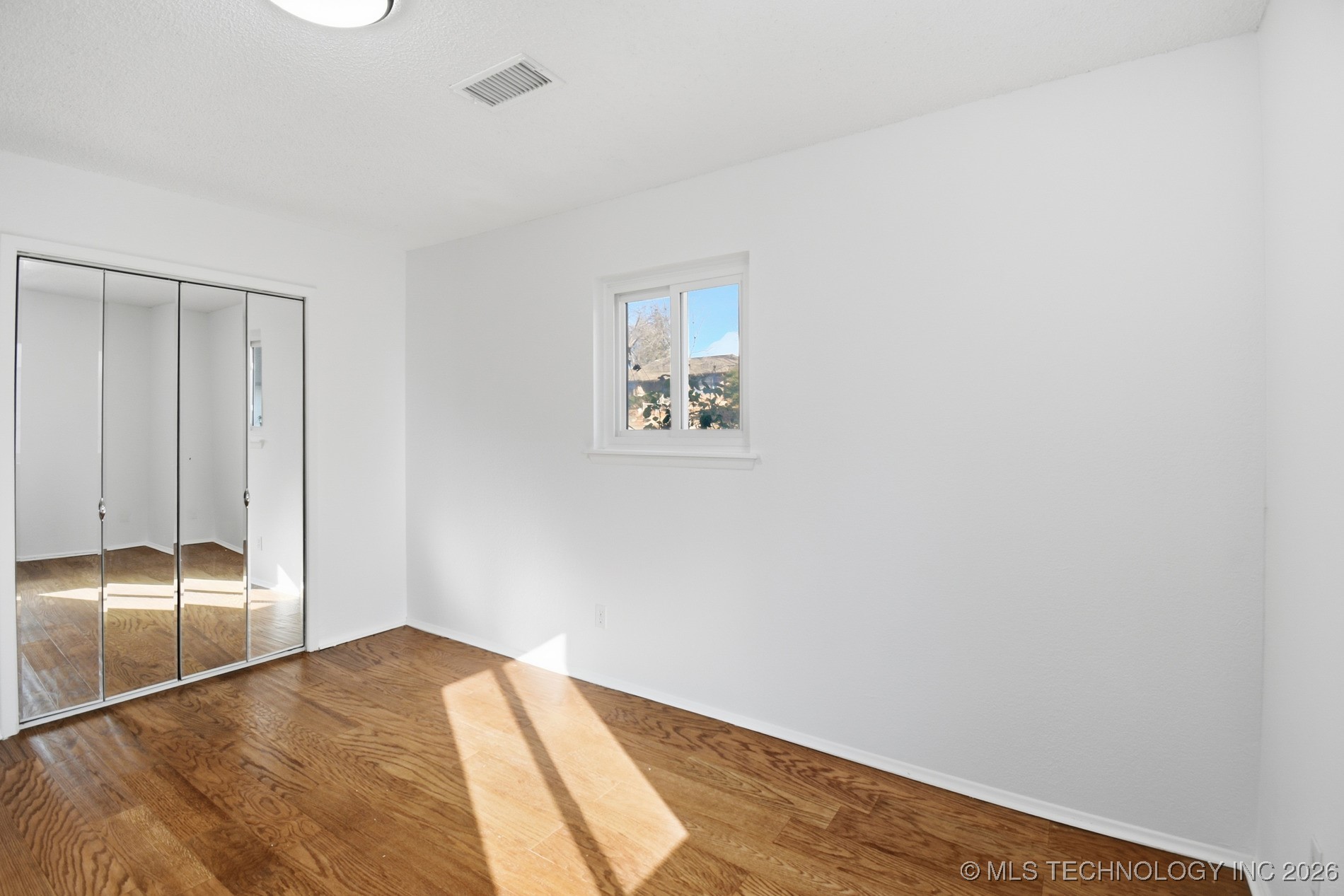 3102 N Troost Avenue Property Photo 6