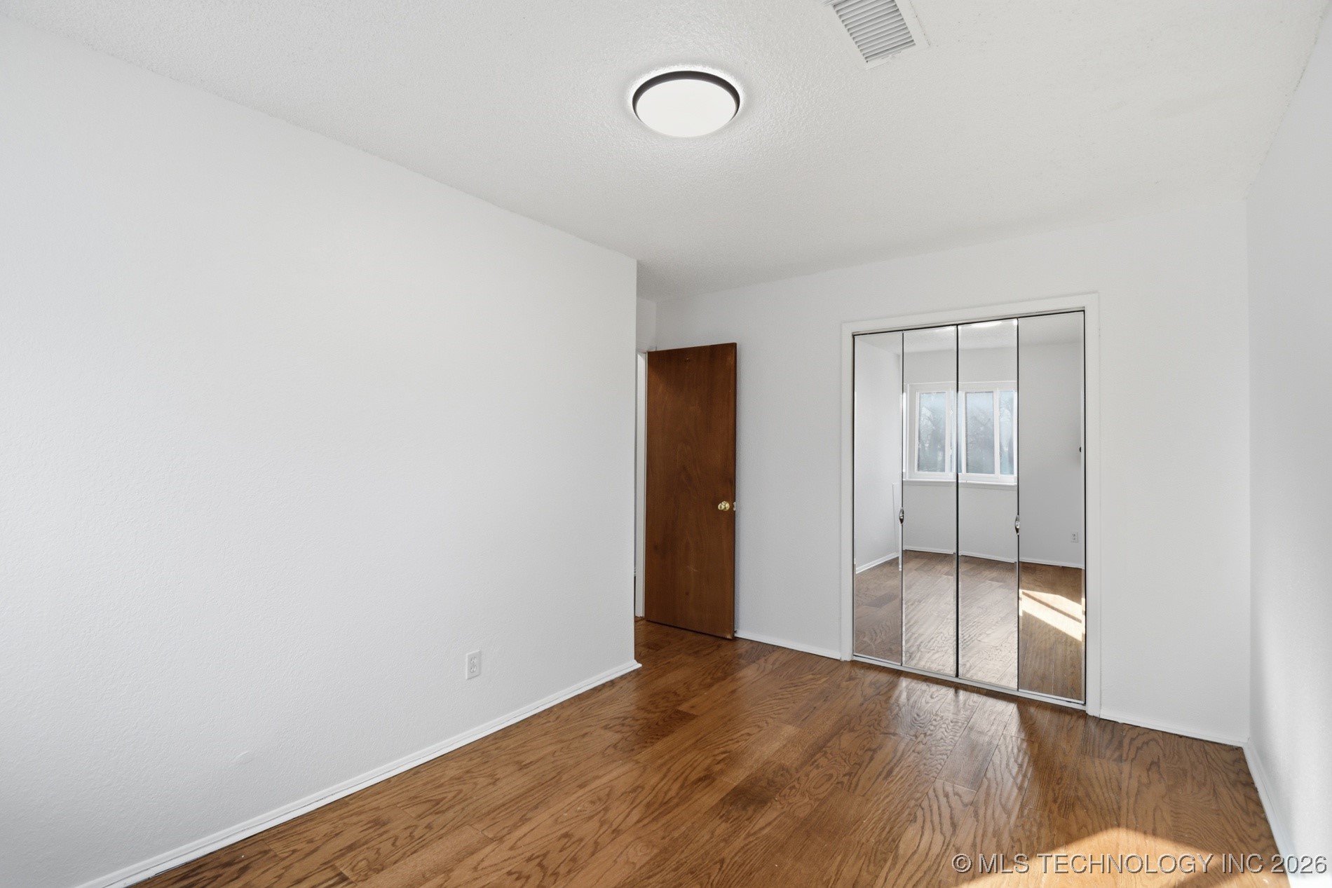 3102 N Troost Avenue Property Photo 11