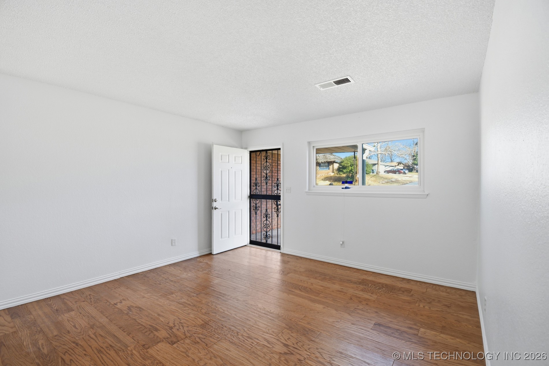 3102 N Troost Avenue Property Photo 14