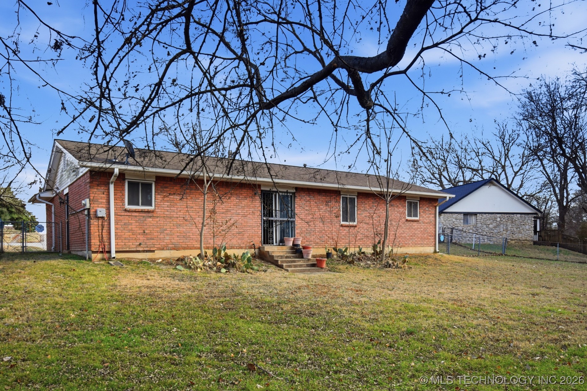 3102 N Troost Avenue Property Photo 24