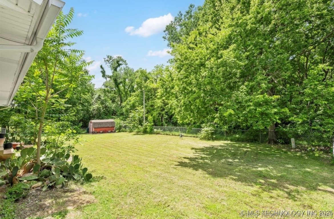 3102 N Troost Avenue Property Photo 28