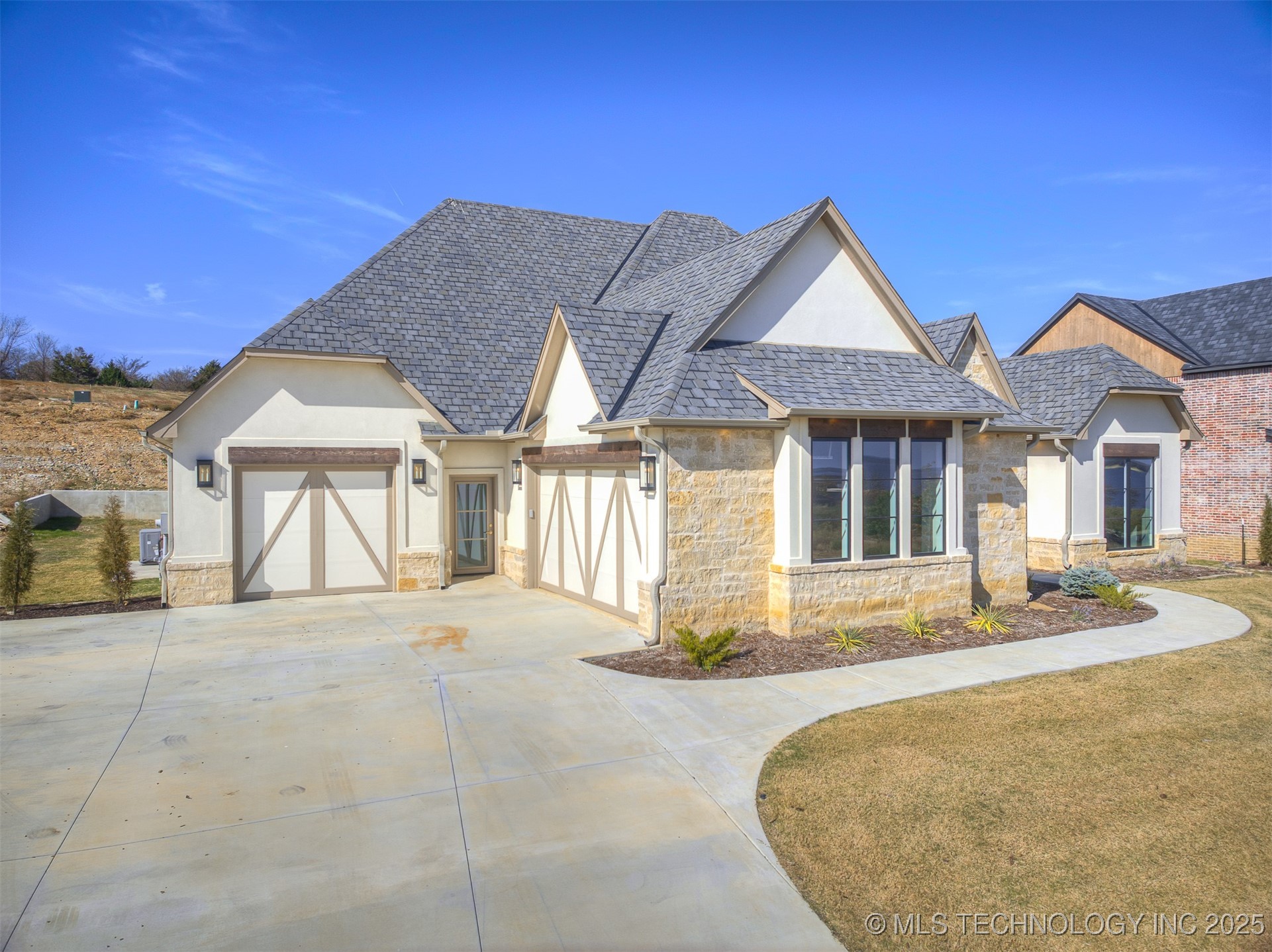 12125 Sunrise Ridge Loop Property Photo 4