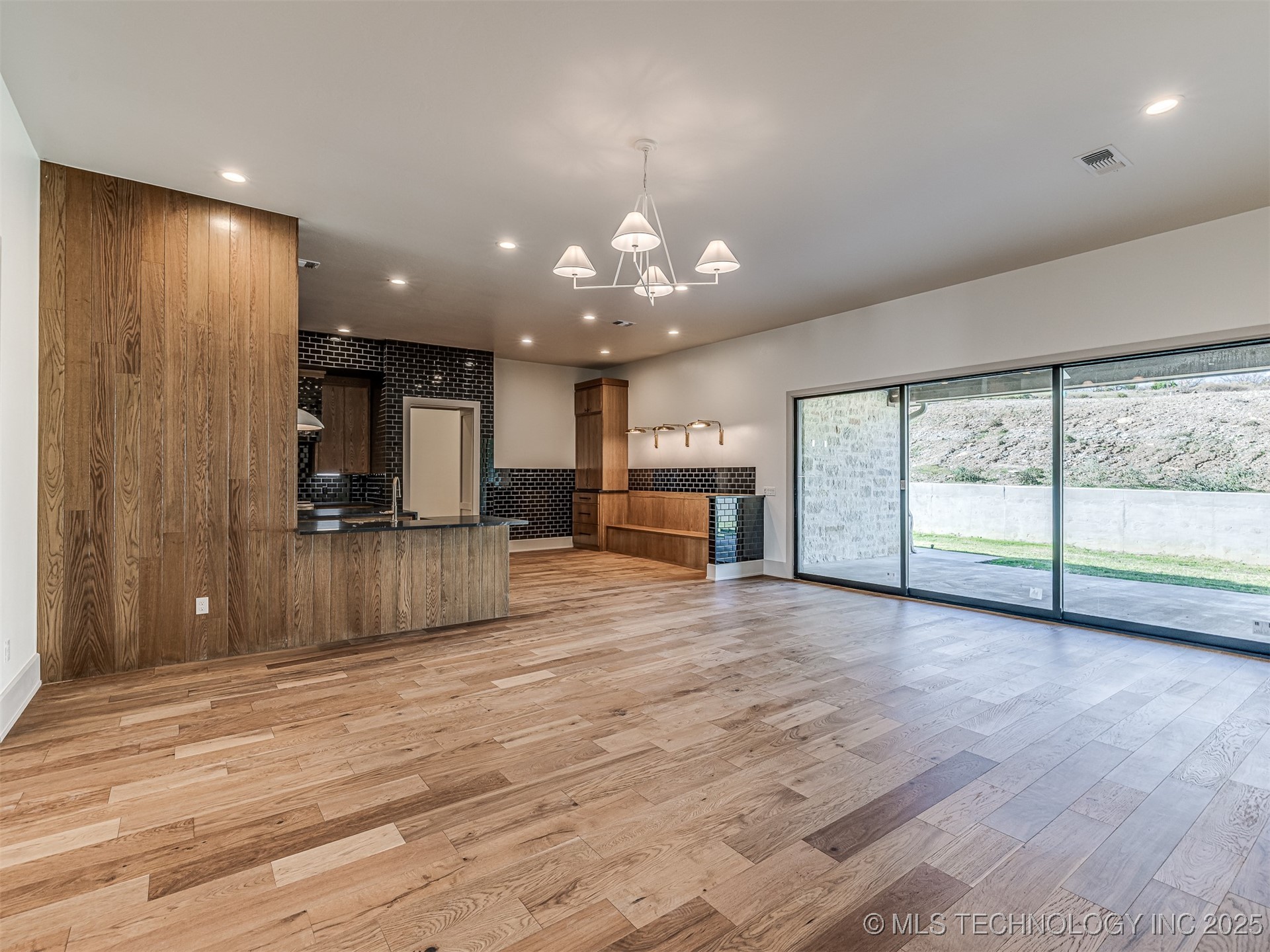 12125 Sunrise Ridge Loop Property Photo 15