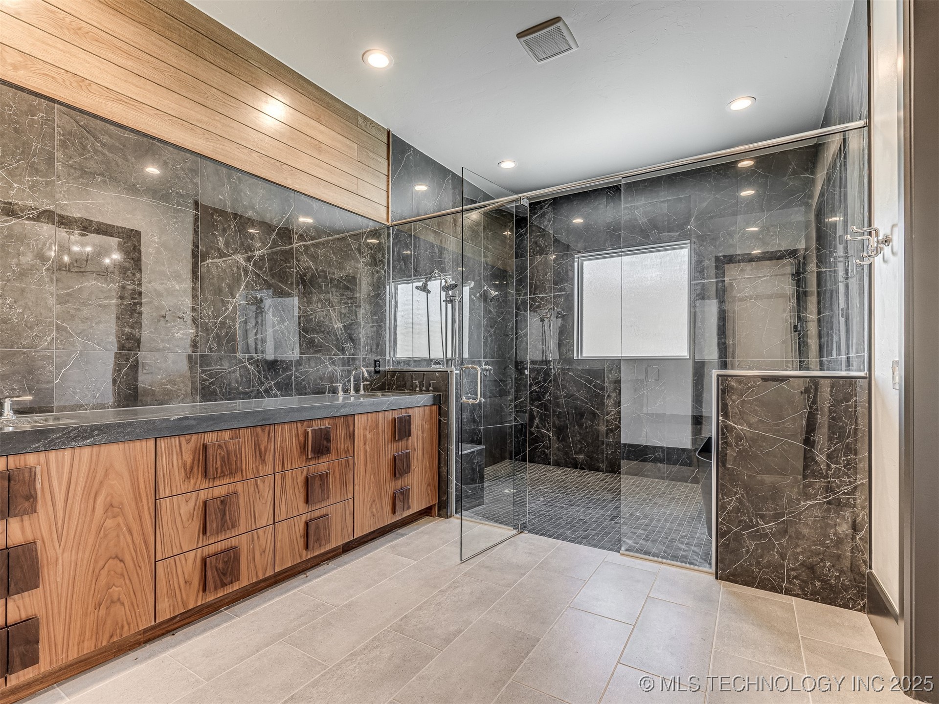 12125 Sunrise Ridge Loop Property Photo 32