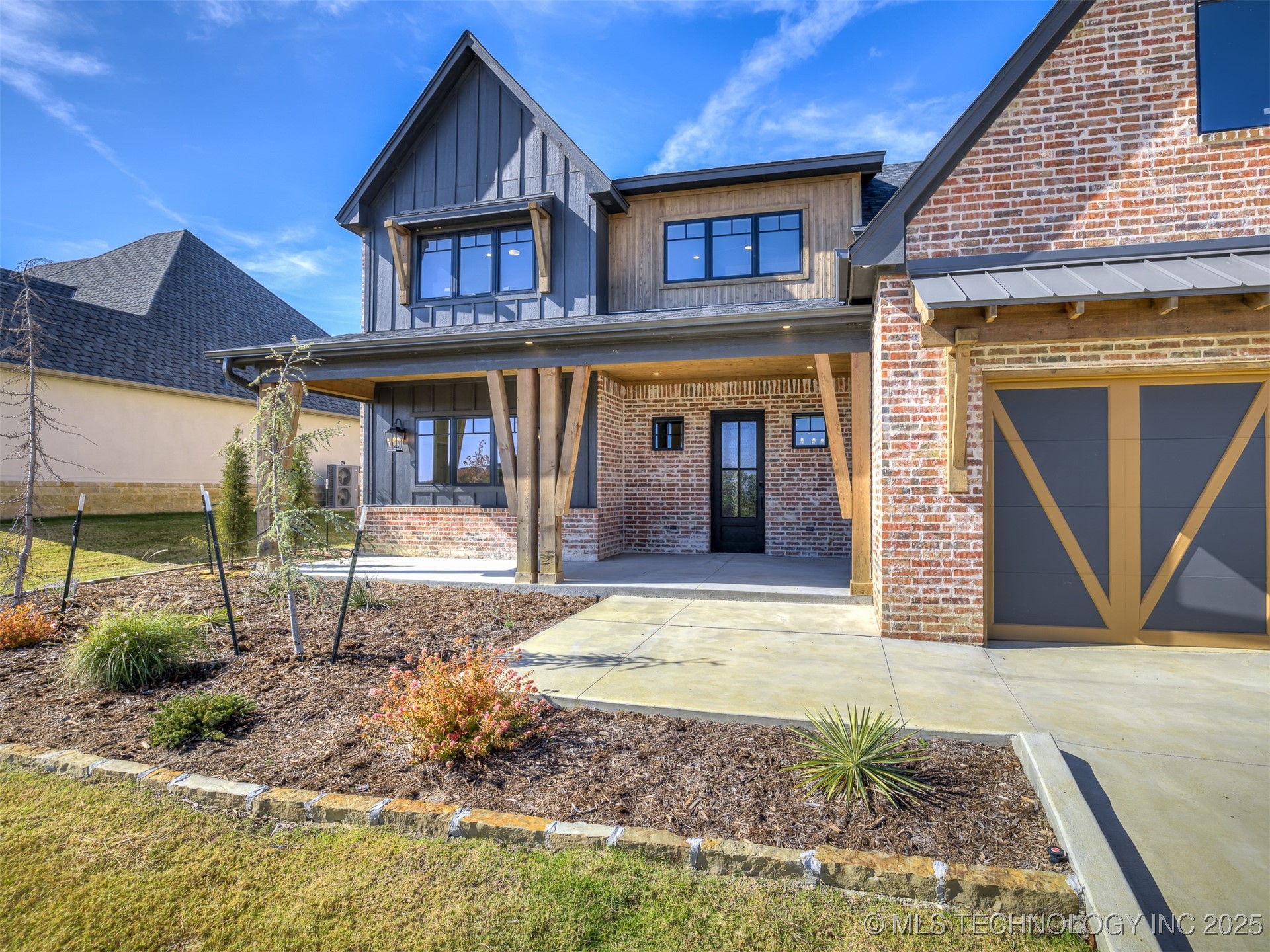 12145 Sunrise Ridge Loop Property Photo 2