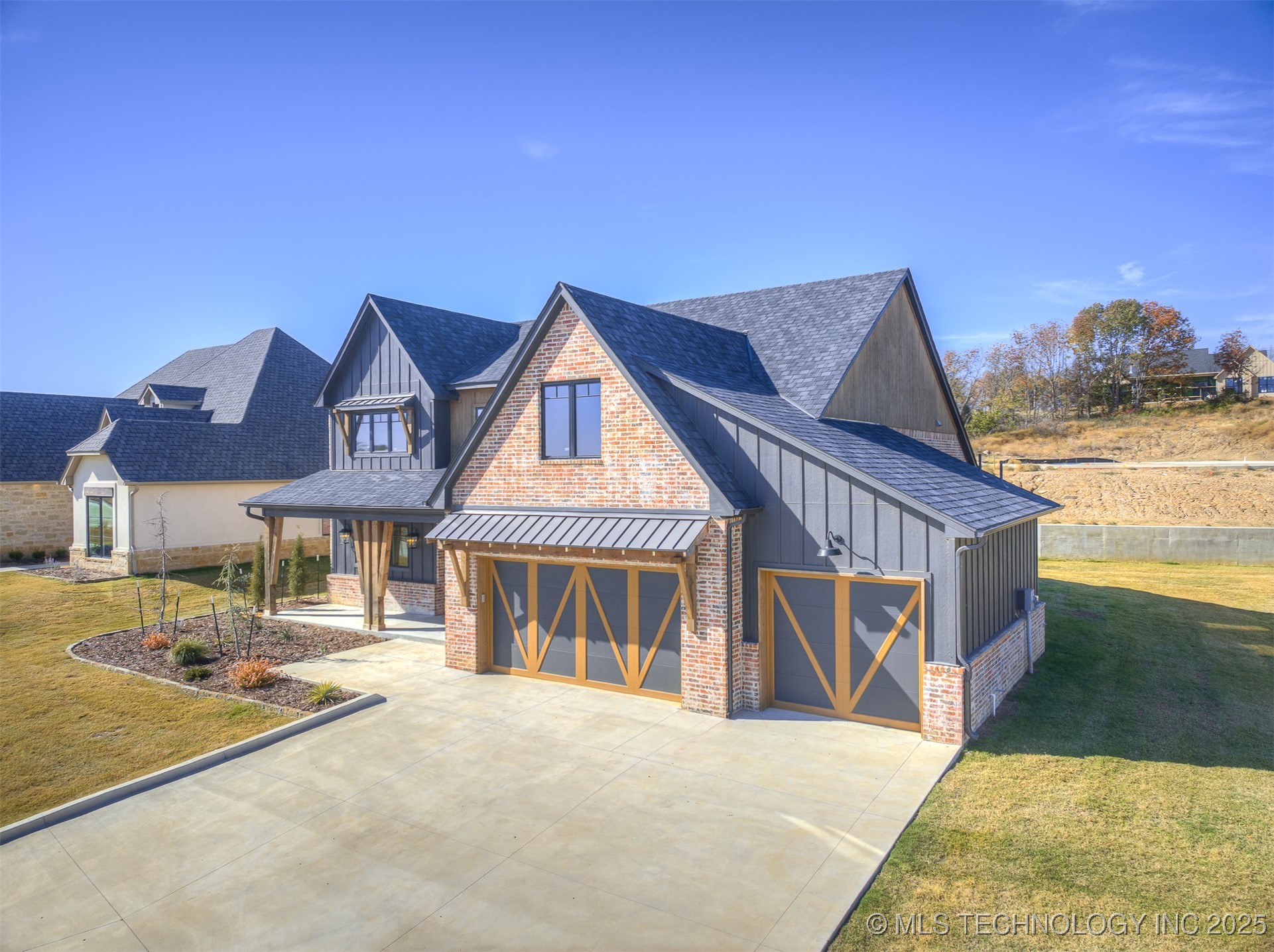 12145 Sunrise Ridge Loop Property Photo 3