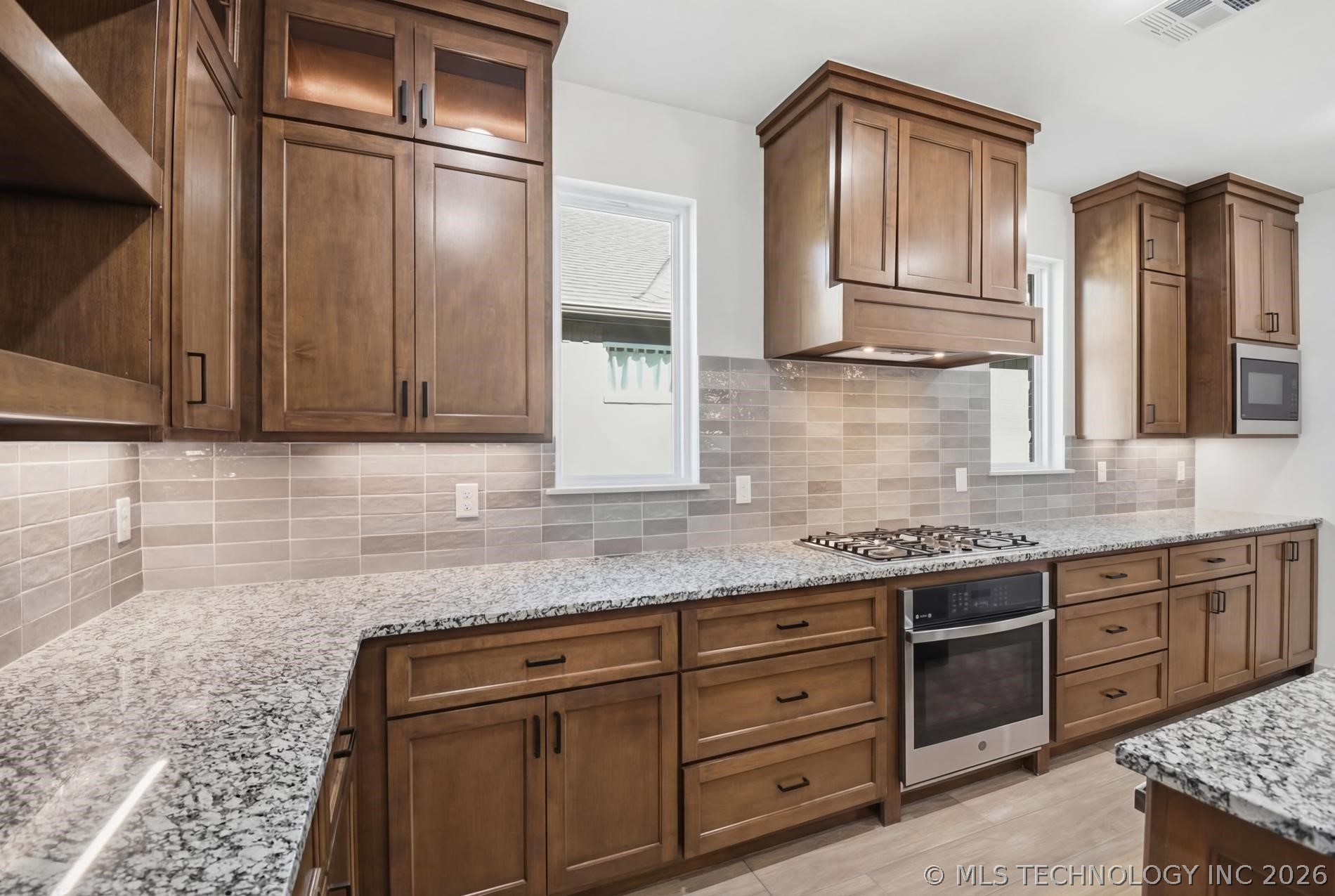 1218 N Elder Avenue Property Photo 10