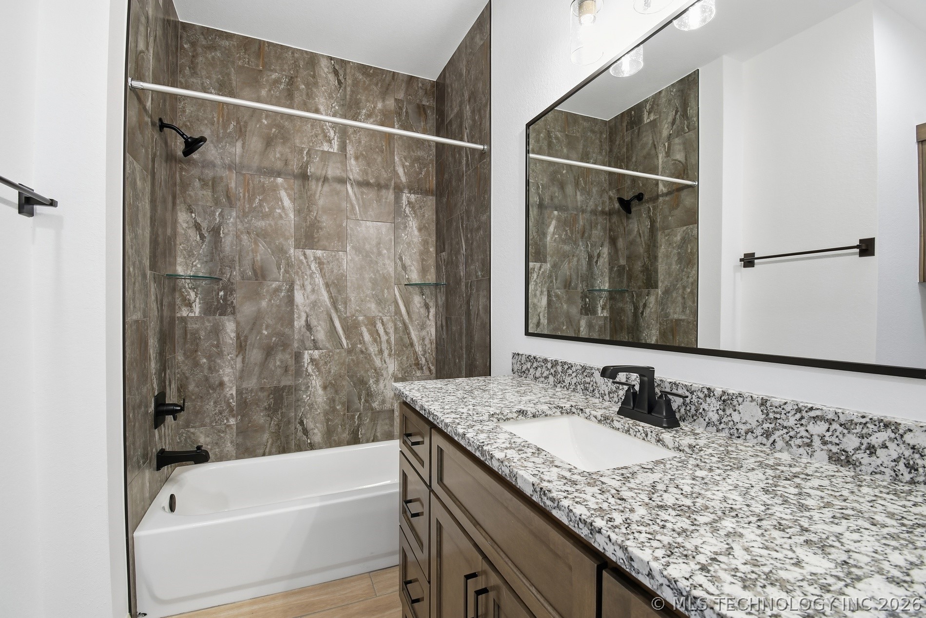 1218 N Elder Avenue Property Photo 22