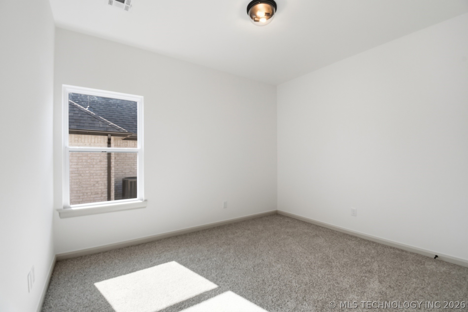 1218 N Elder Avenue Property Photo 23