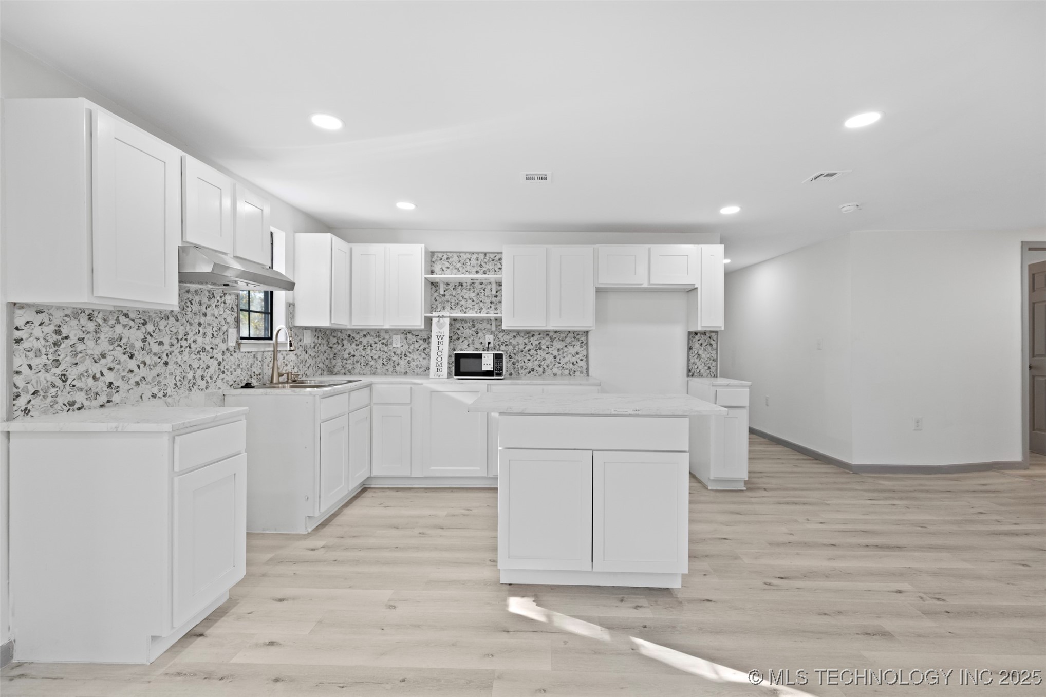 442 S 54th West Avenue Property Photo 7