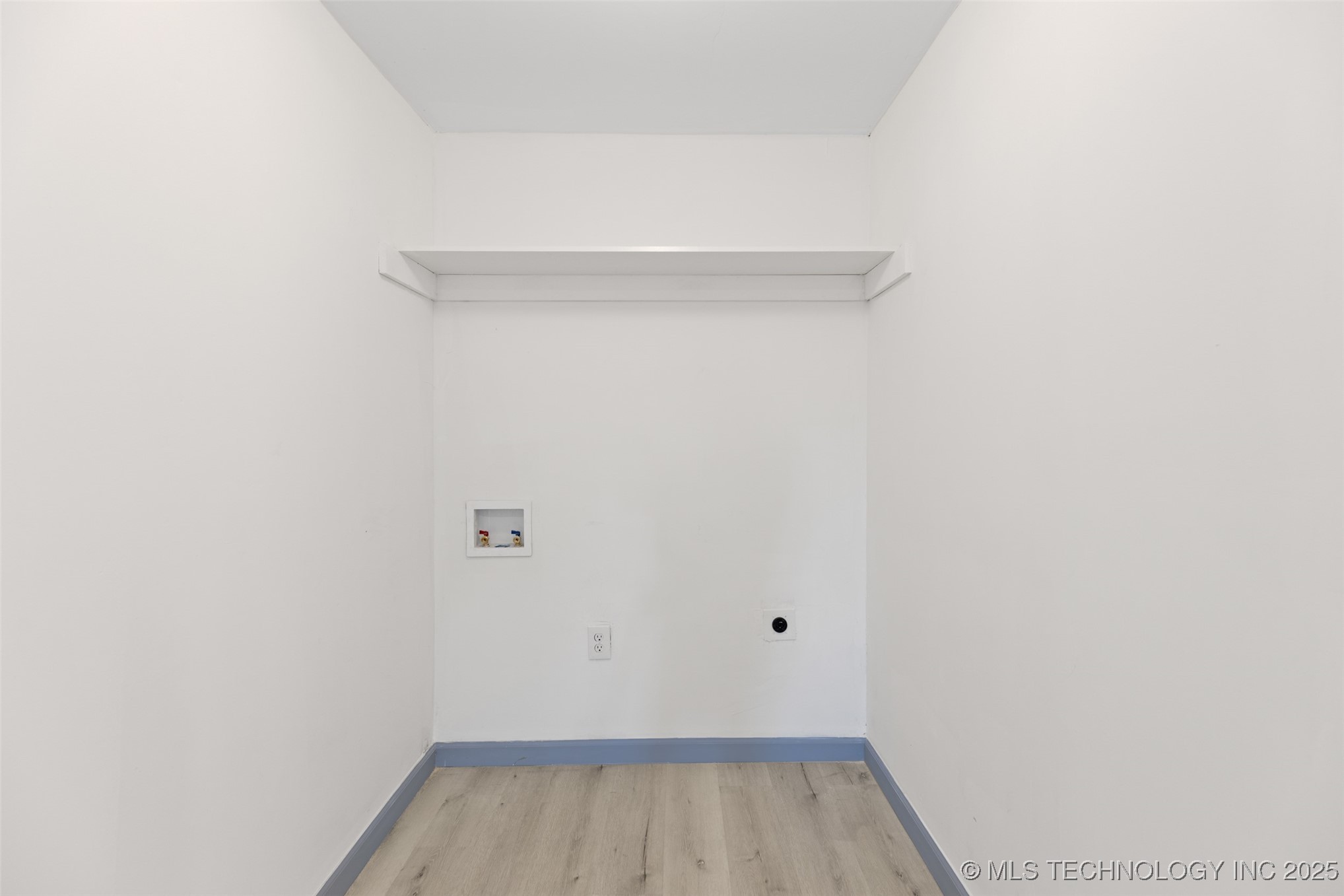 442 S 54th West Avenue Property Photo 9