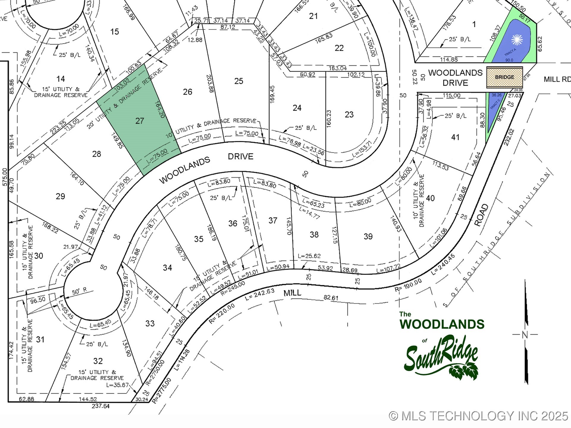 656 Woodlands Drive Property Photo 2