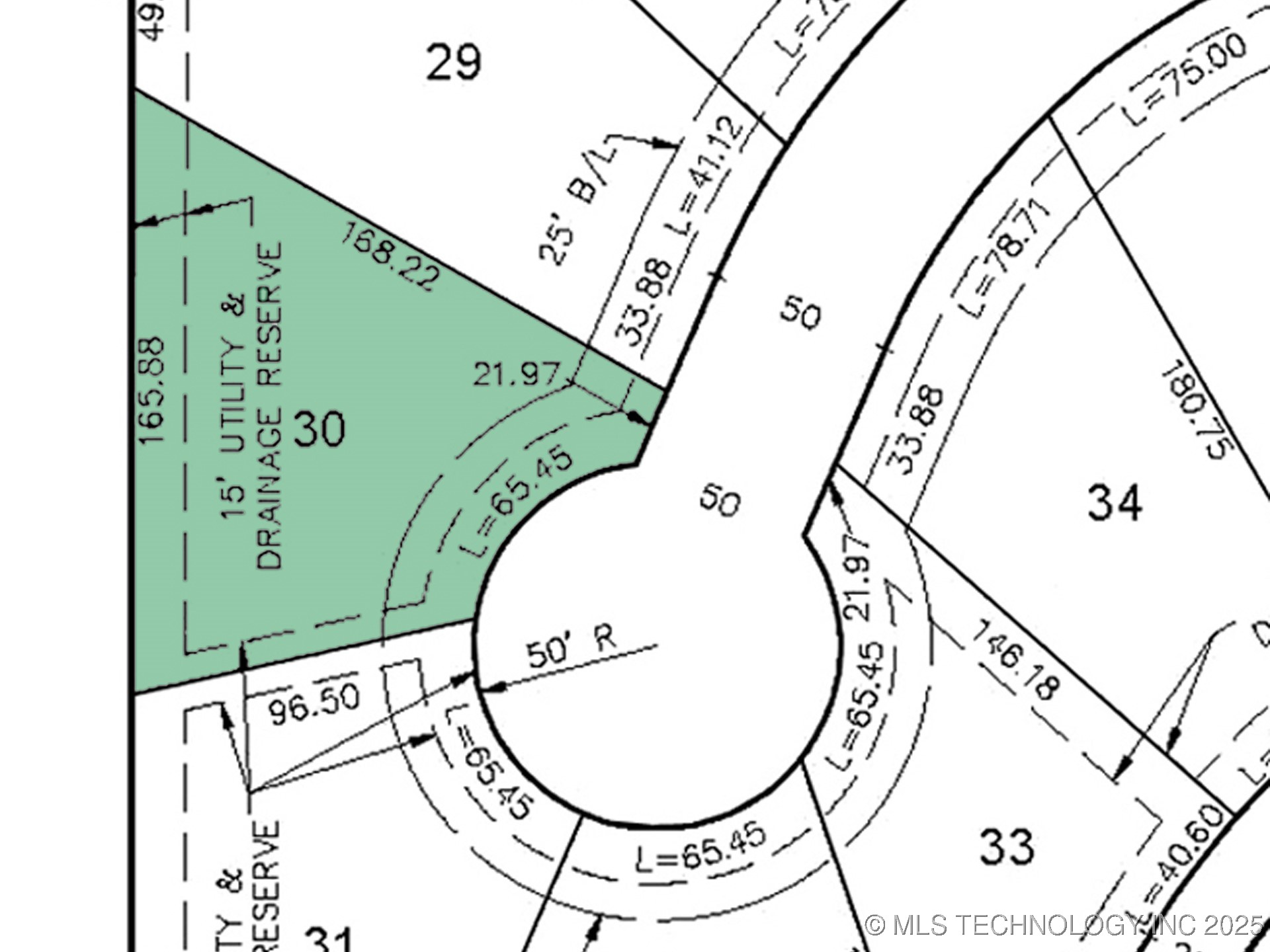 668 Woodlands Drive Property Photo 3