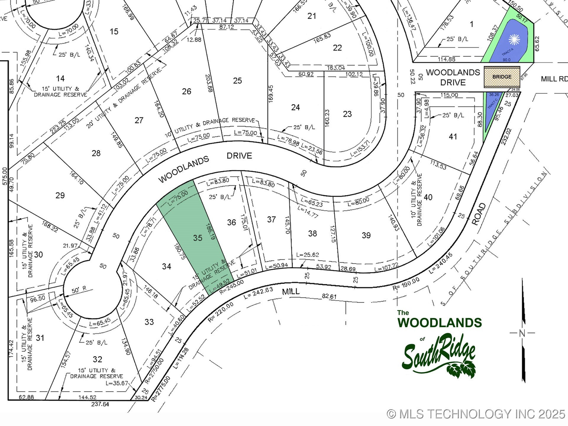 655 Woodlands Drive Property Photo 2