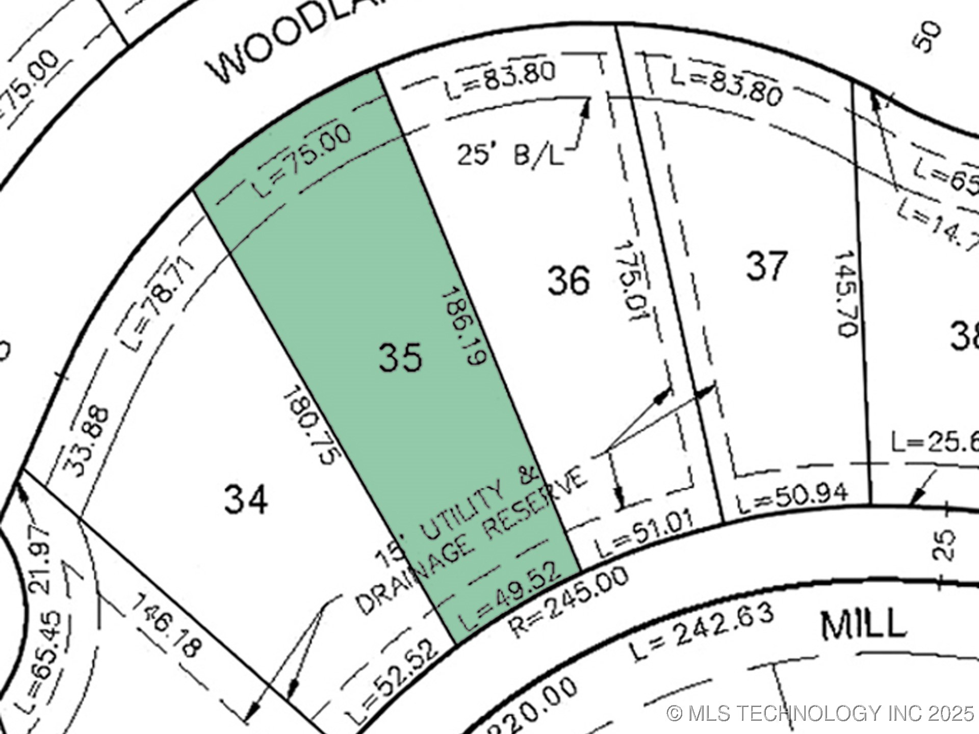 655 Woodlands Drive Property Photo 3