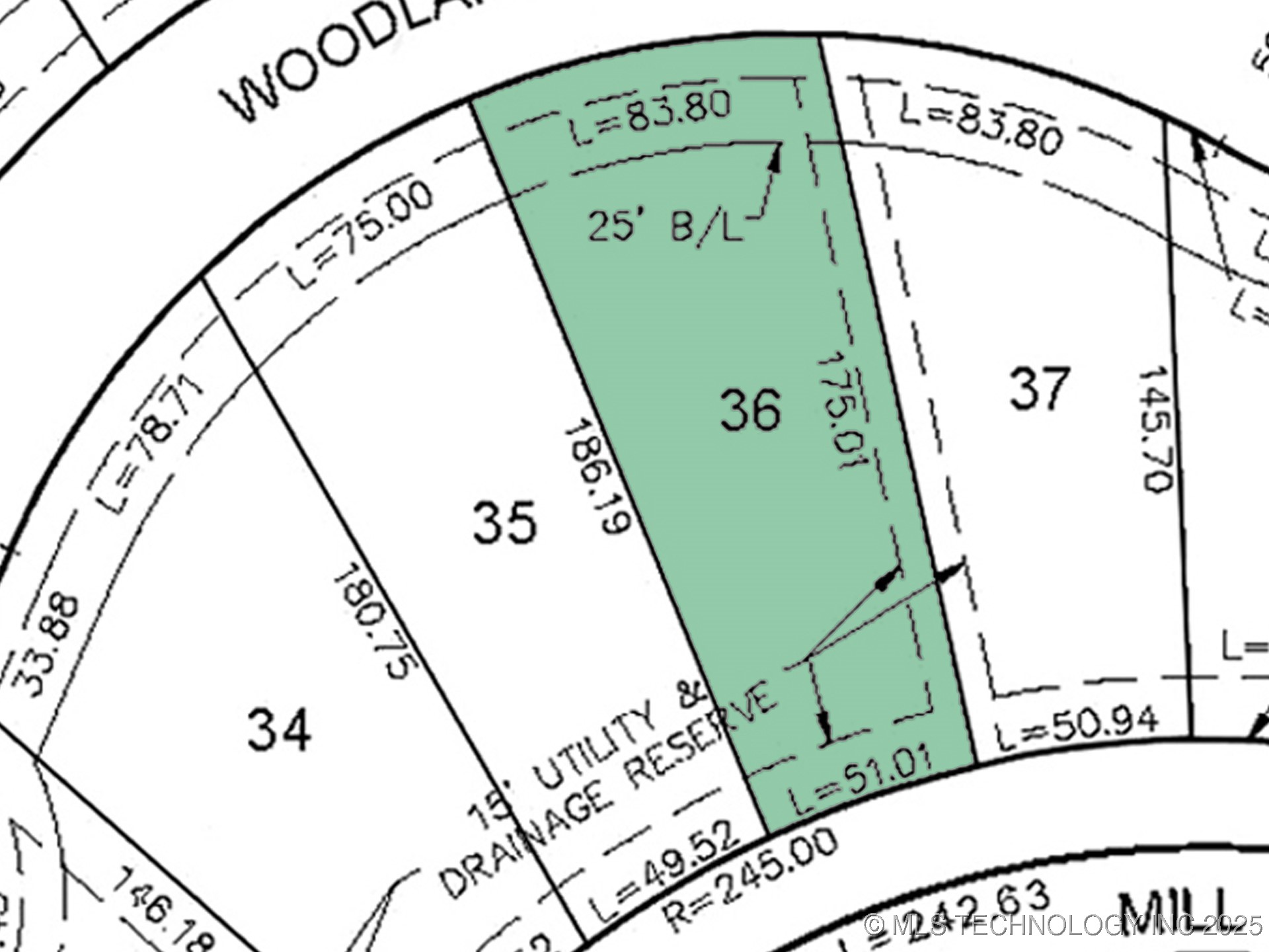 635 Woodlands Drive Property Photo 3