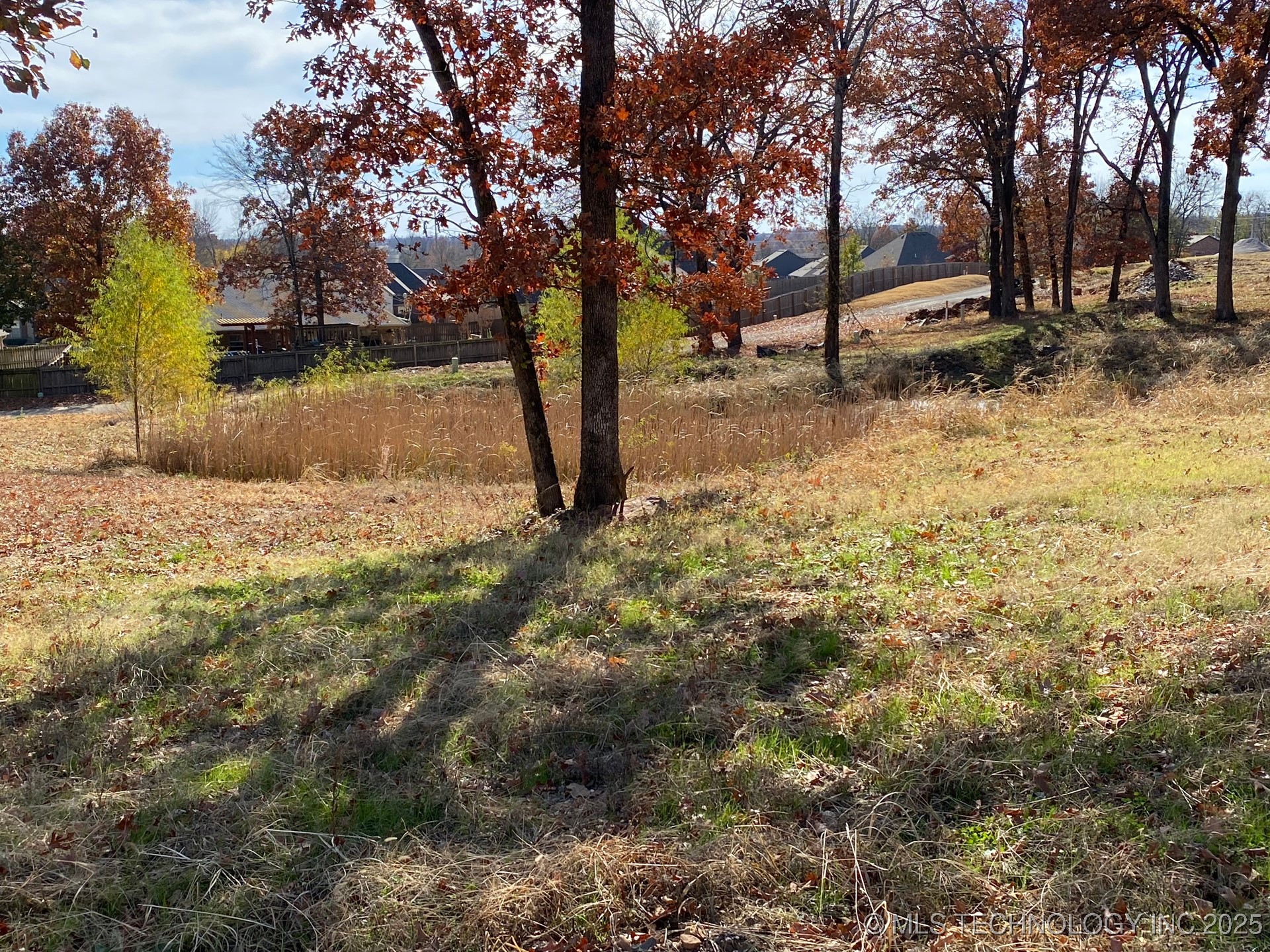 635 Woodlands Drive Property Photo 5