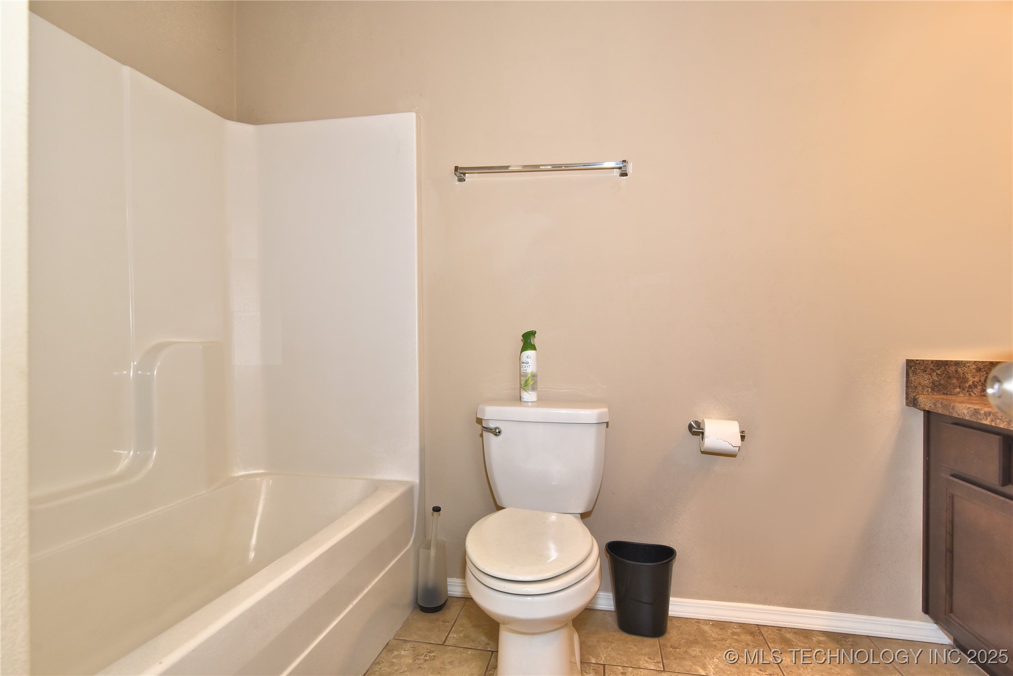 6709 N 128 East Avenue Property Photo 17