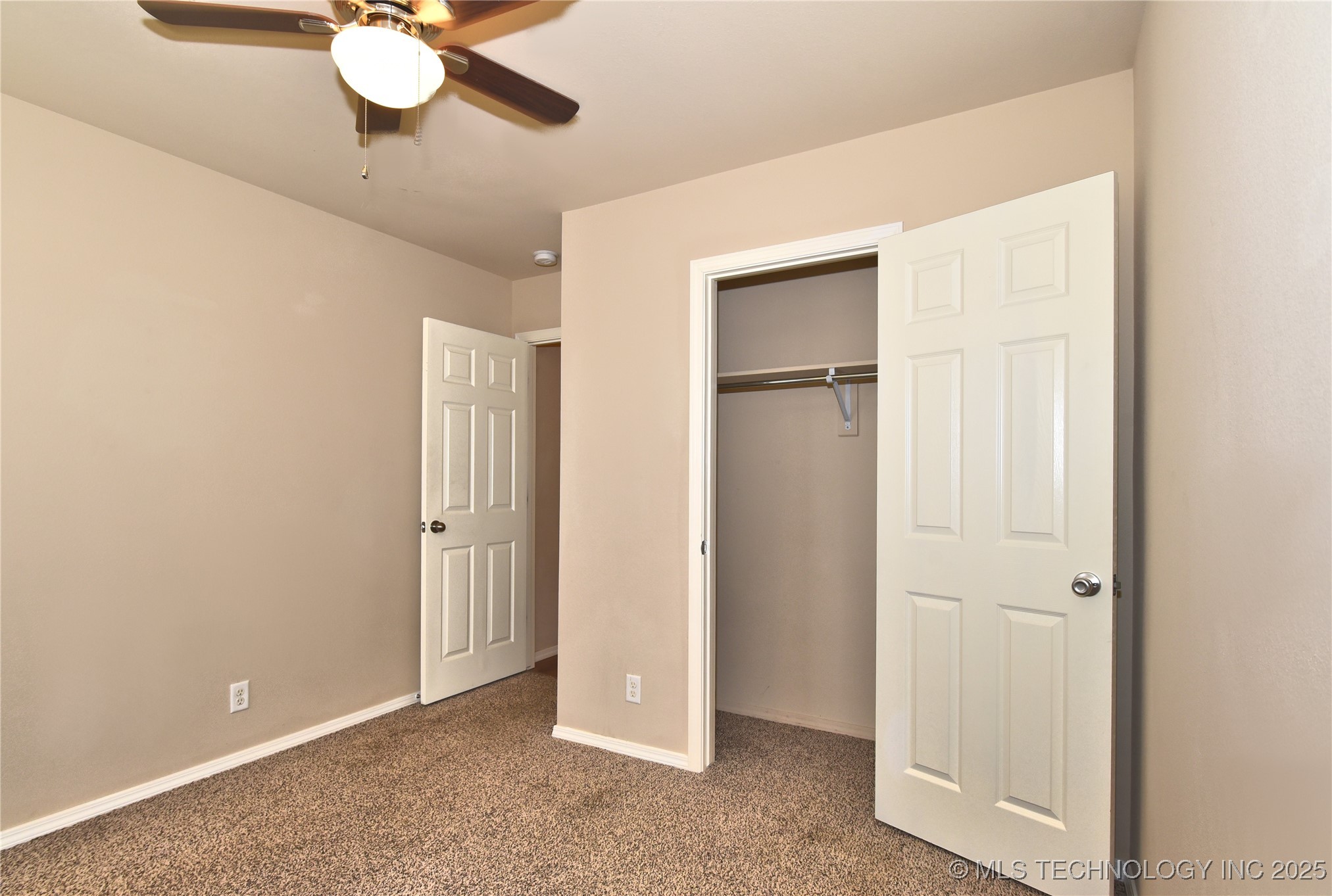 6709 N 128 East Avenue Property Photo 19