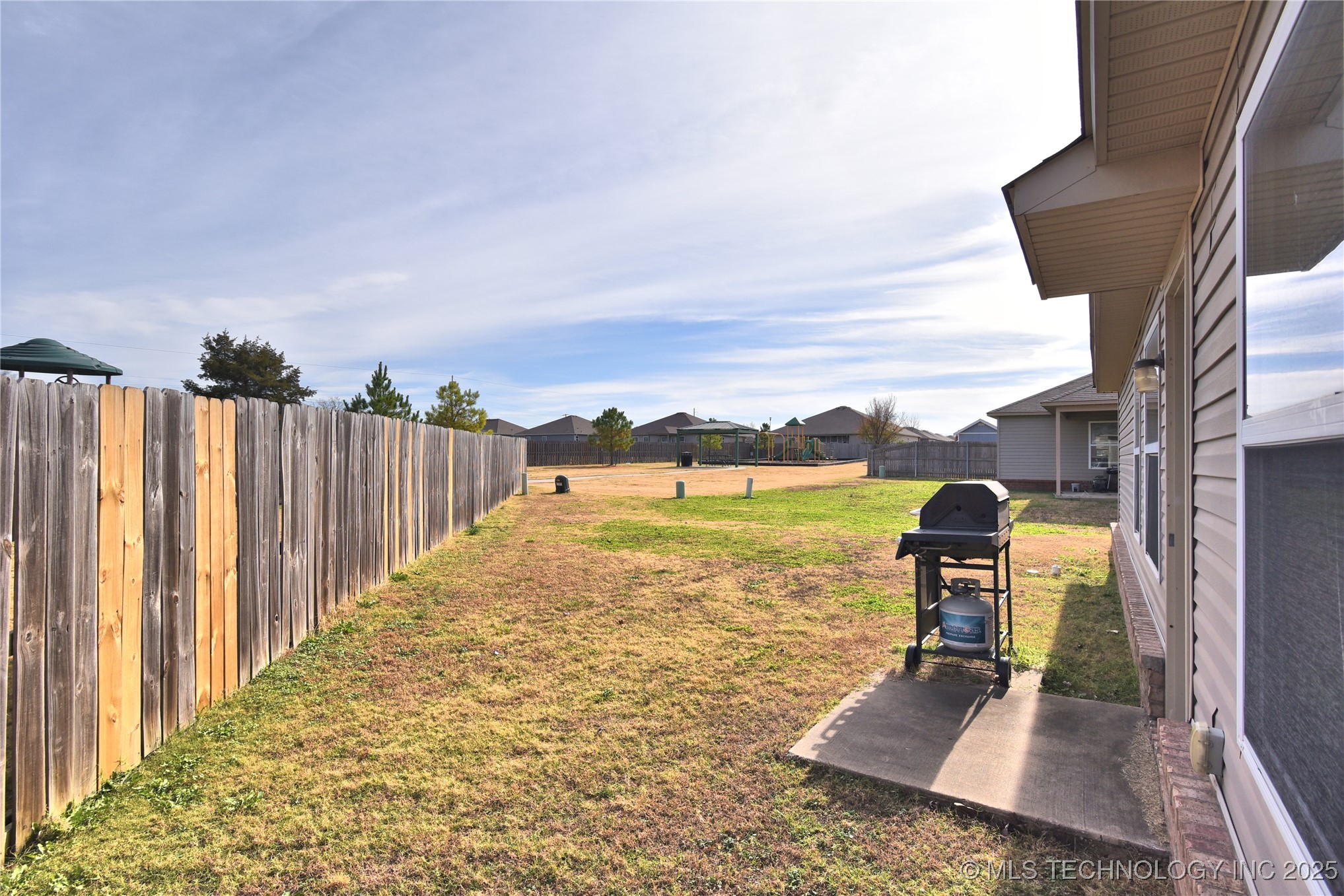 6709 N 128 East Avenue Property Photo 22