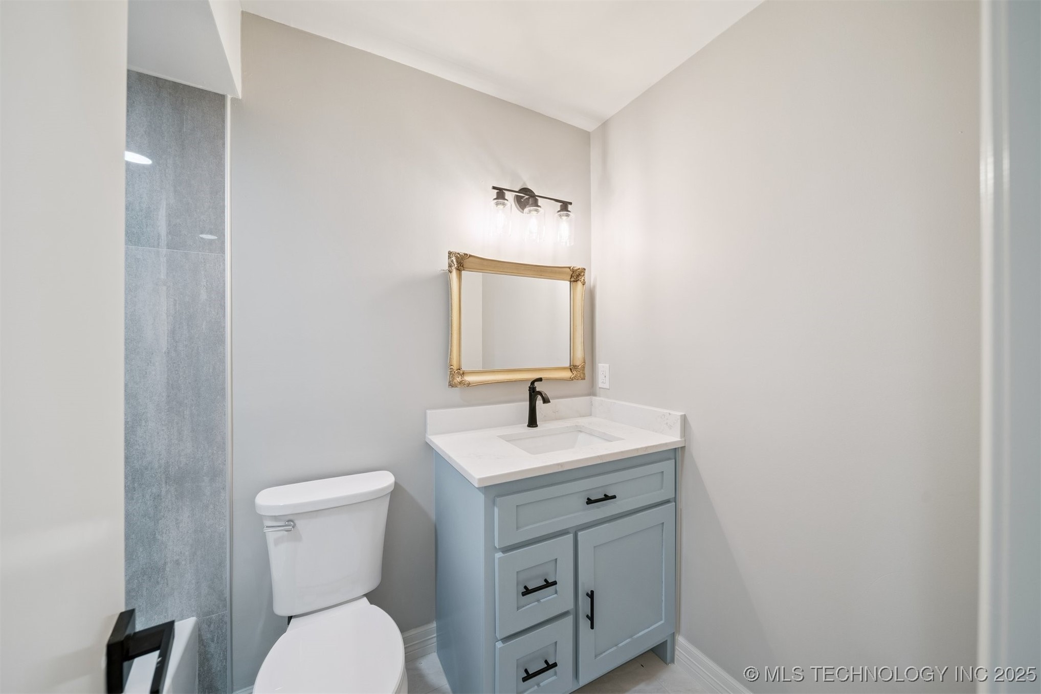 12764 S 123rd East Avenue Property Photo 6