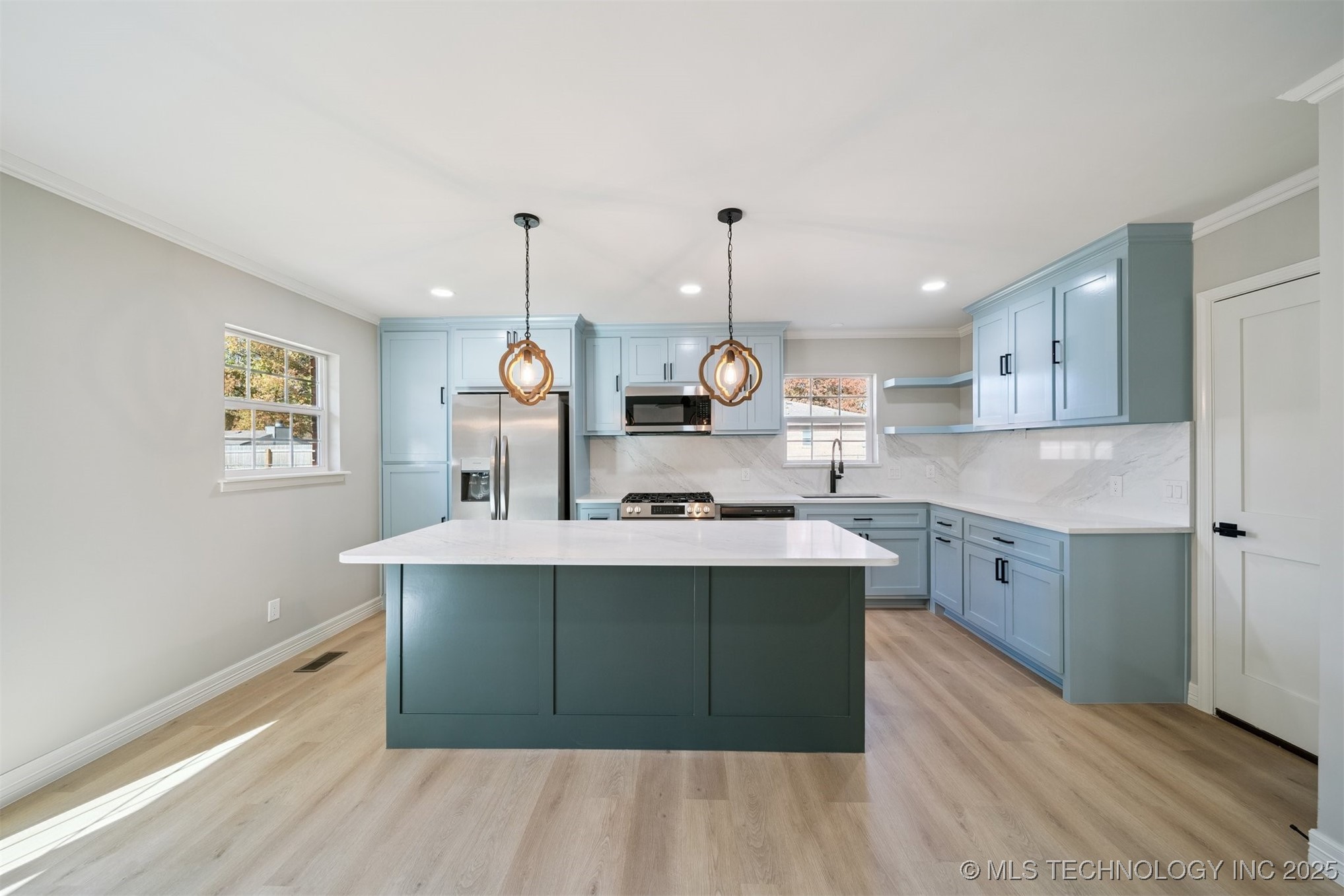 12764 S 123rd East Avenue Property Photo 13