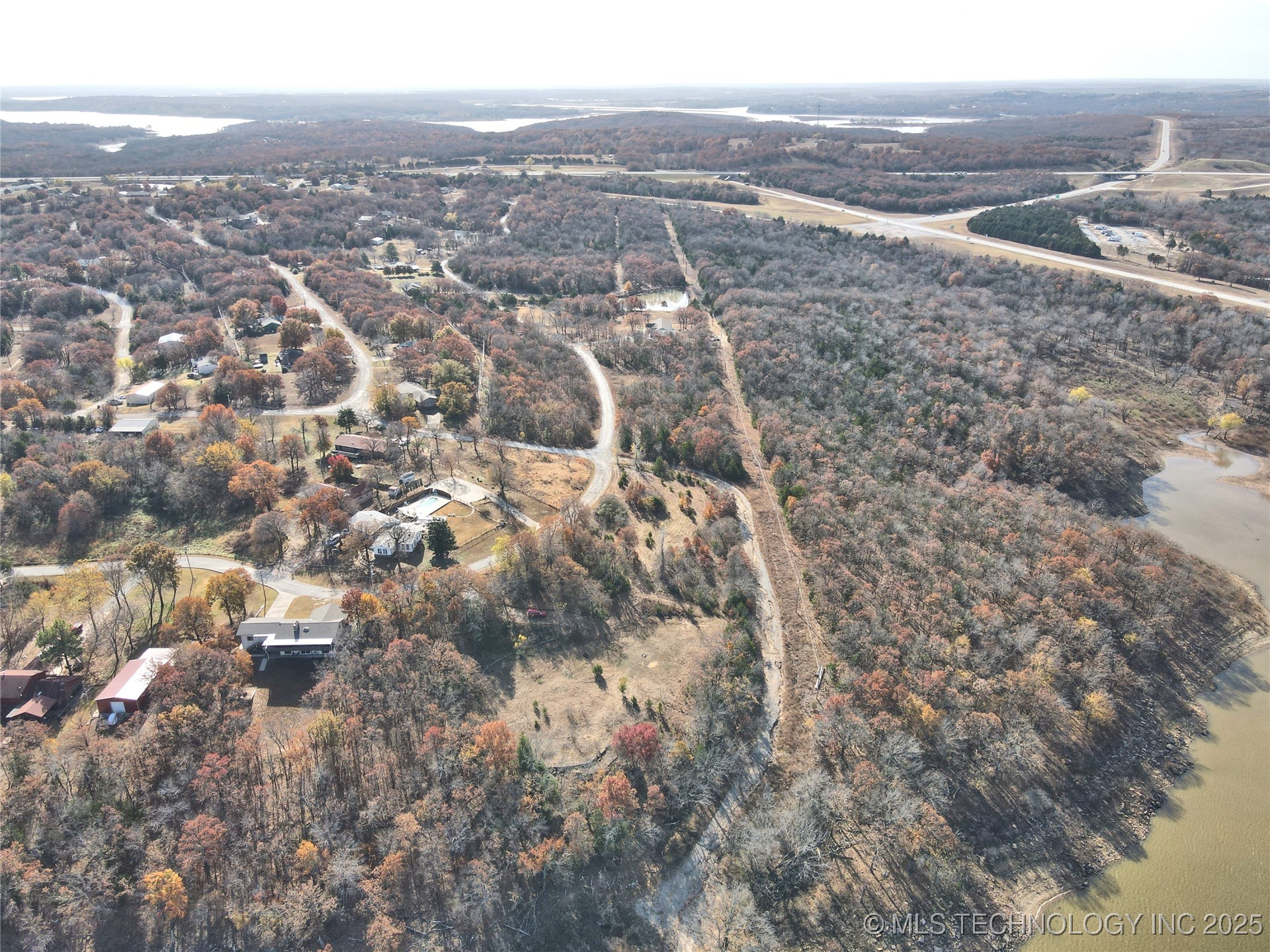 4505 W Lakeshore Run Property Photo 2