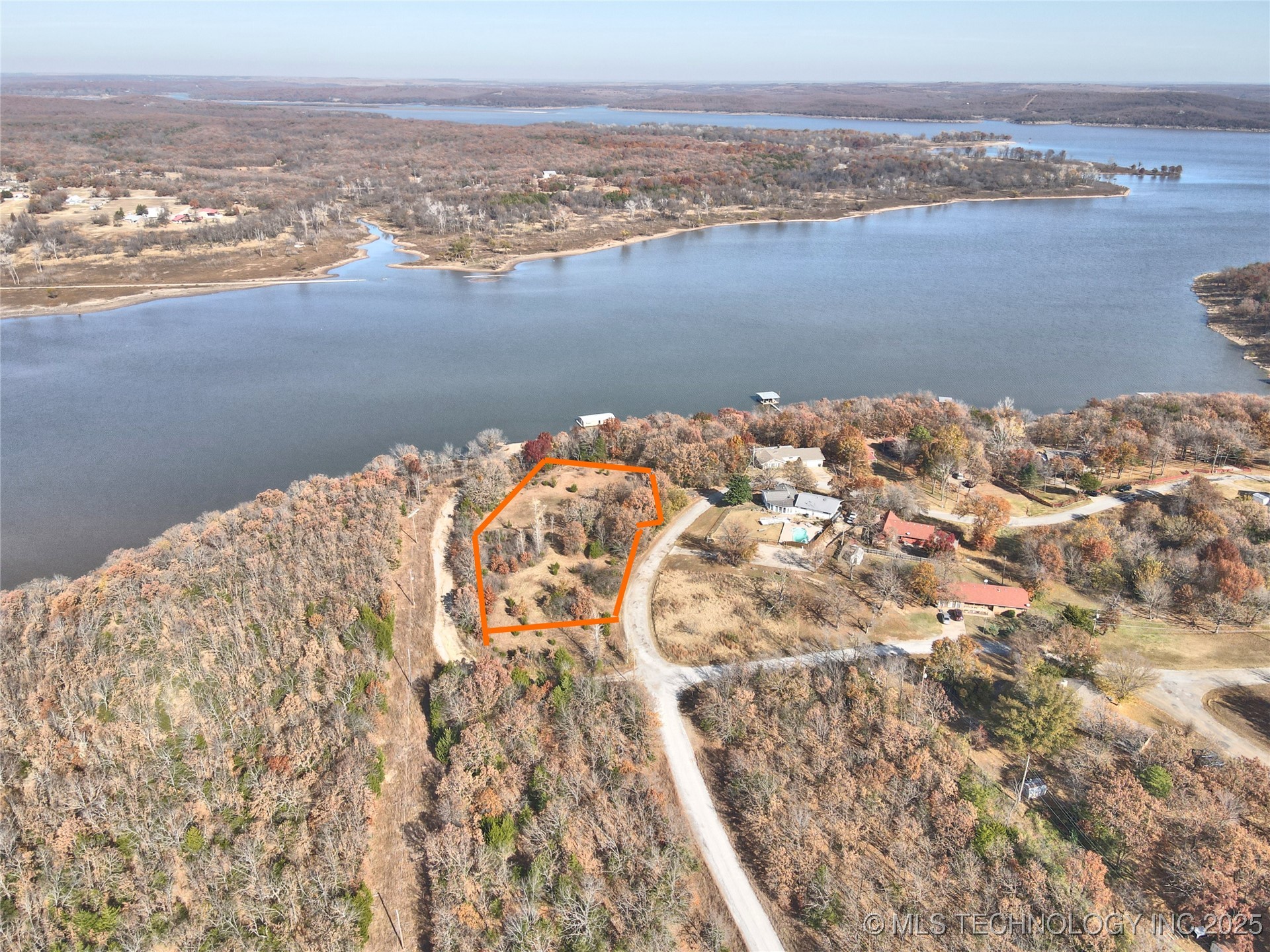 4505 W Lakeshore Run Property Photo 5