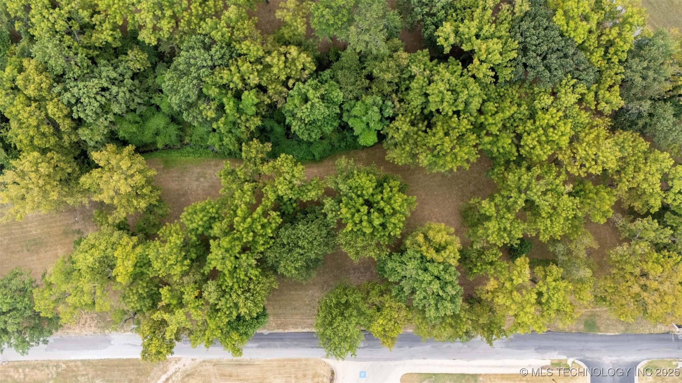 E 280th Road Property Photo 7