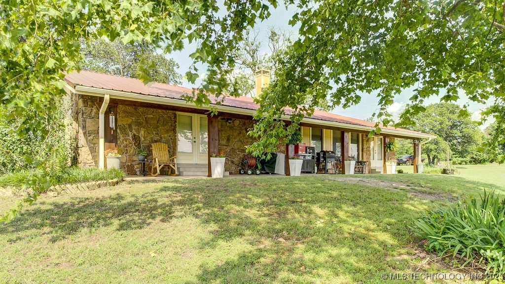 20700 E 420 Road Property Photo 7